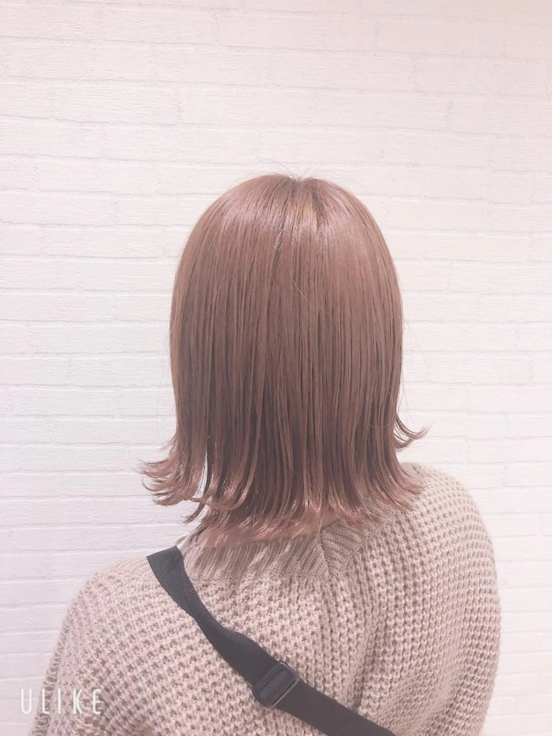 ミディアム カラー 岩永 梨玖のヘアスタイル