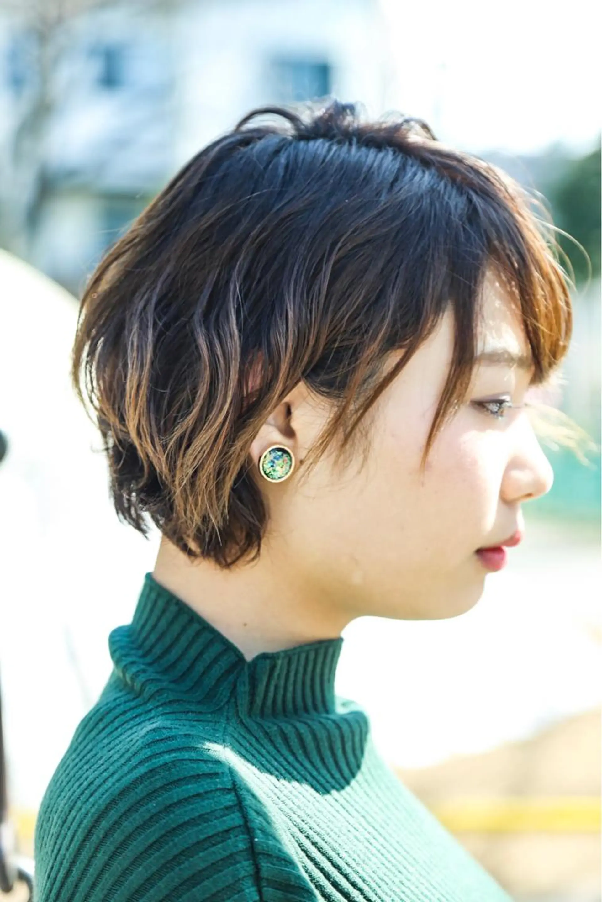 ショート ショートヘア オーストヘアージジ所属・TAI透明カラー 柔らかい縮毛矯正のヘアスタイル