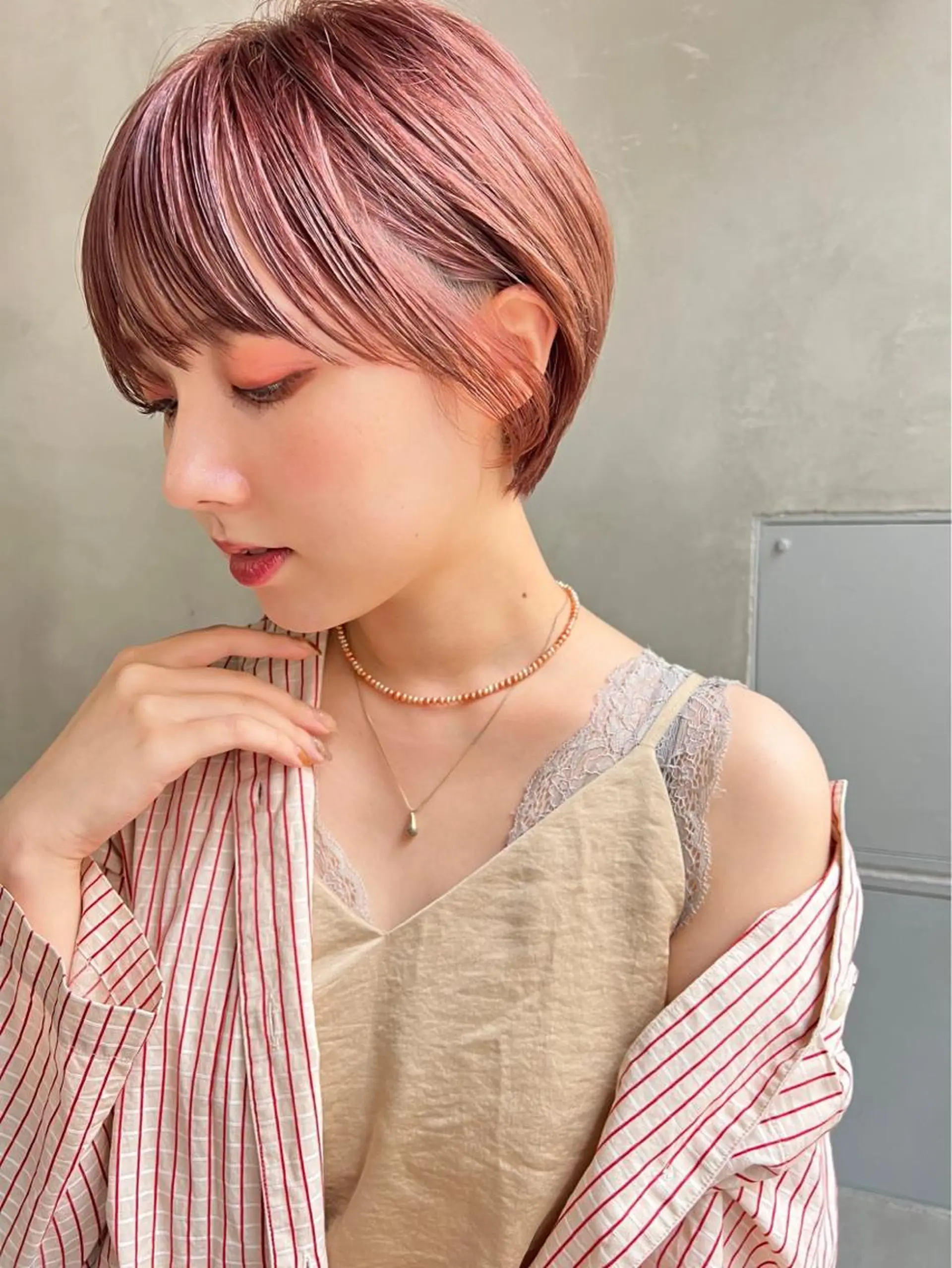 ショート 顔まわりレイヤー 韓国風ヘア レイヤーカット ローレイヤー 縮毛矯正 カット ヘアカラー トリートメント Masena所属・【必ず似合わせます】 川口航平のヘアスタイル