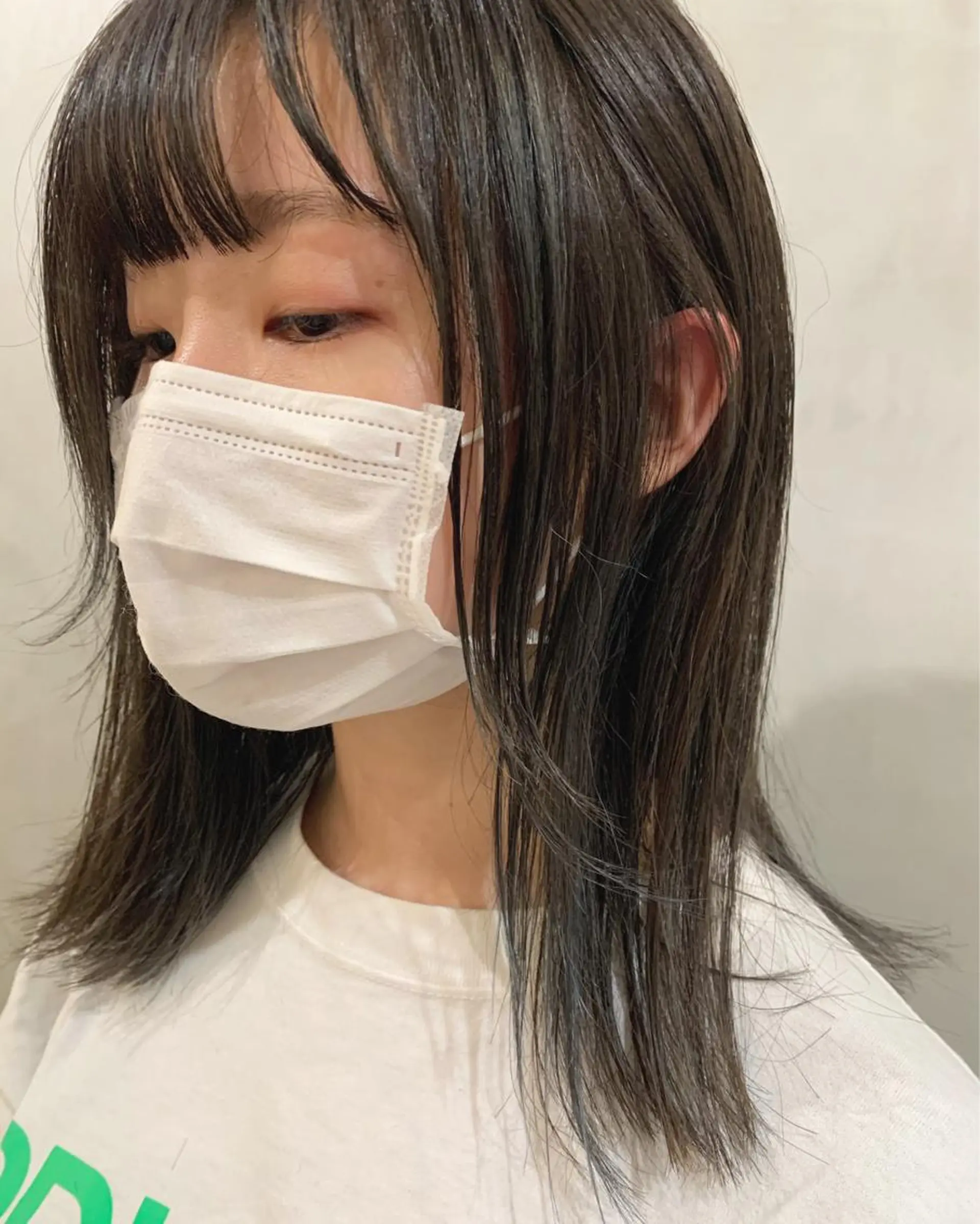 ミディアム カラー カット ヘアカラー トリートメント 優 作のヘアスタイル