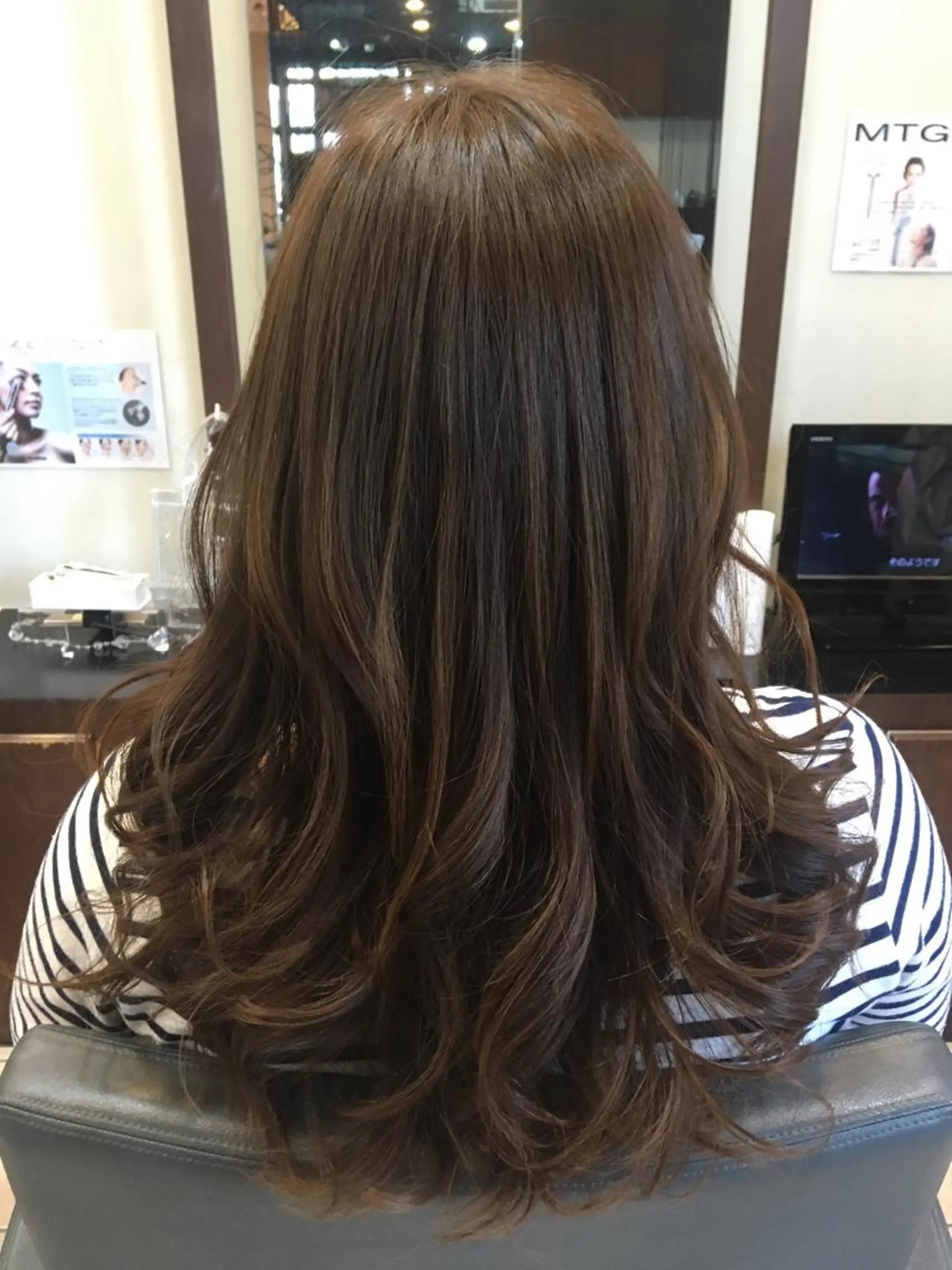 ショート ミディアム セミロング ロング カラー パーマ ヘアアレンジ メンズ キッズ ネイル まつエク MODEK's阿倍野 伊藤サダキのヘアスタイル