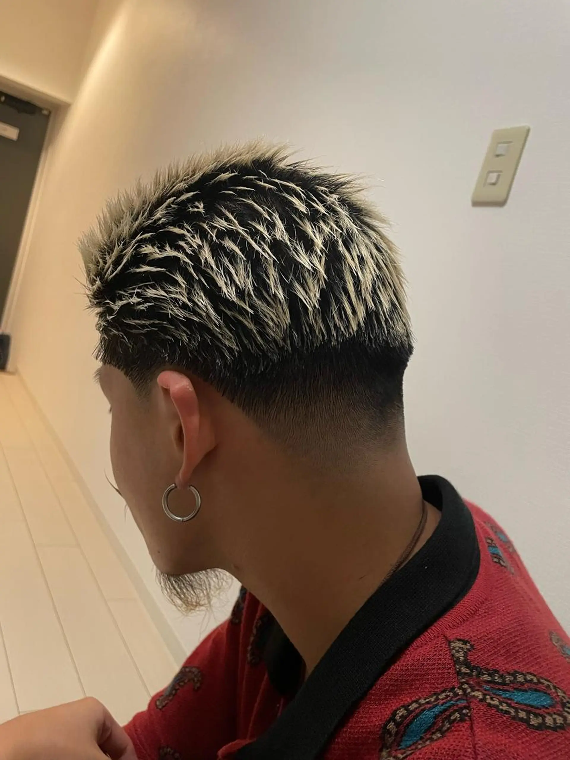 ショート 新宿スキンフェード 佐藤京介のヘアスタイル