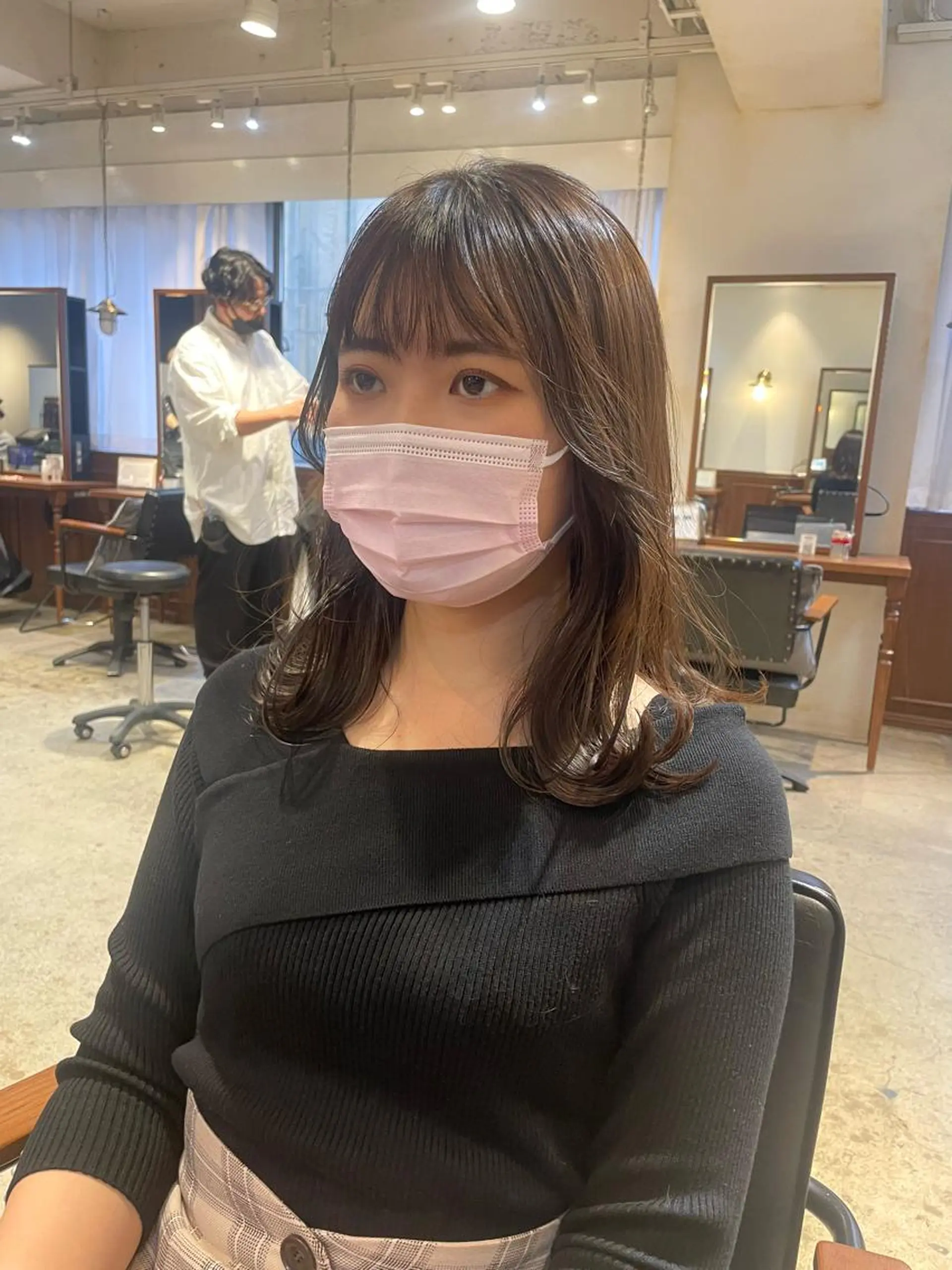 セミロング 髪質改善カラー 🫧川井麻由のヘアスタイル