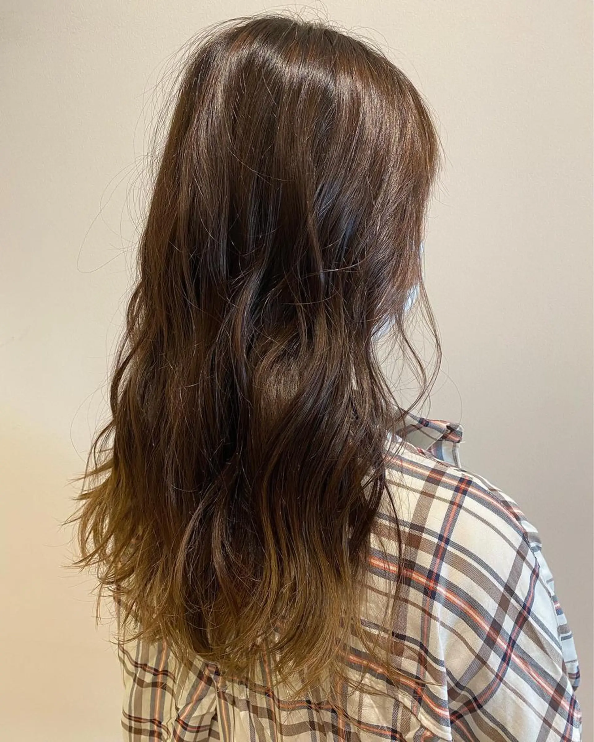 ロング カラー ベージュカラー ブリーチ グラデーションカラー カット ヘアカラー トリートメント 艶髪🌿美髪 大塚礼乃【西荻窪】のヘアスタイル