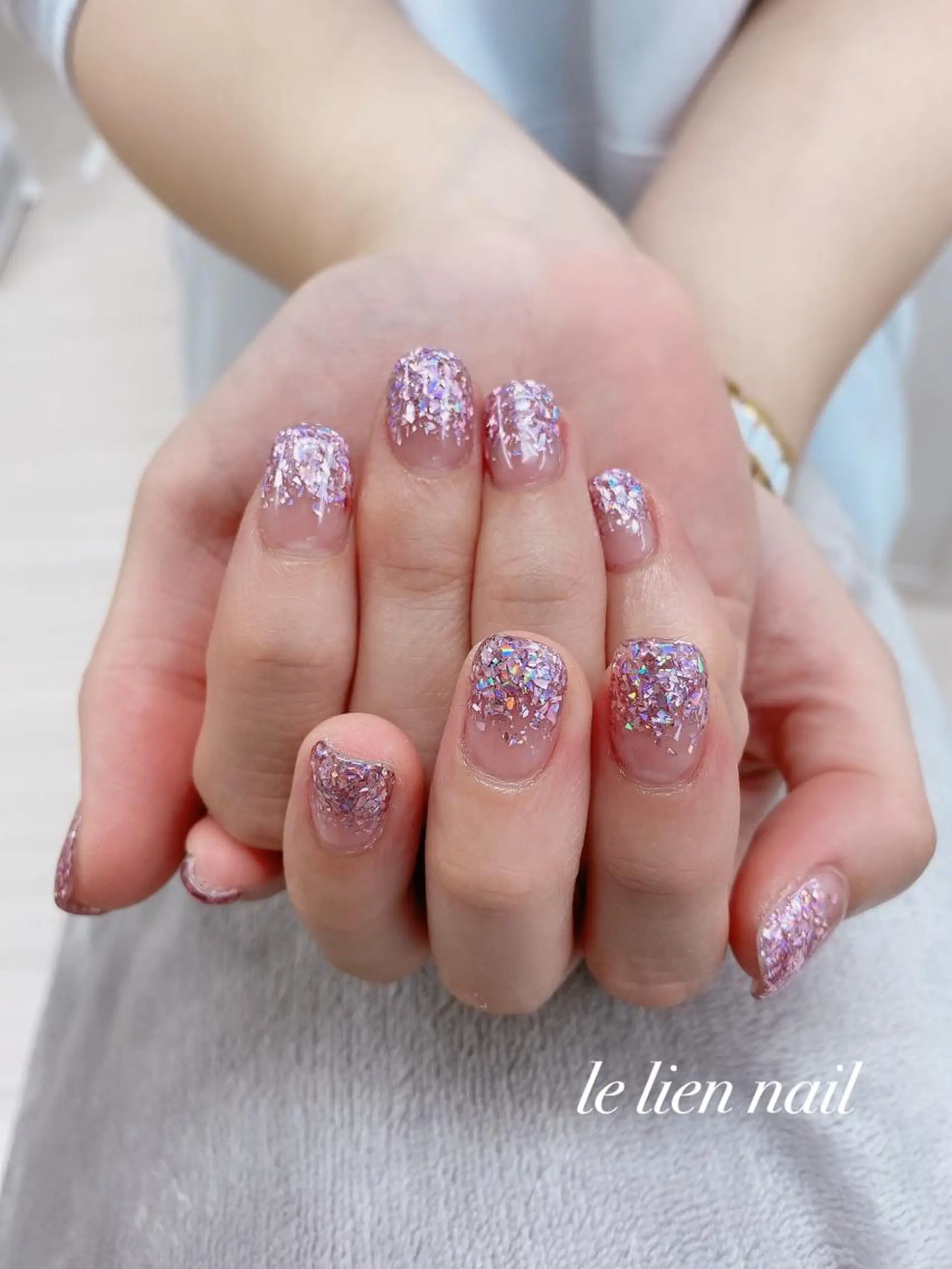 ネイル ラメ(グリッター) ラメグラデーション 夏ネイル ハンドネイル le lien nailのネイルデザイン