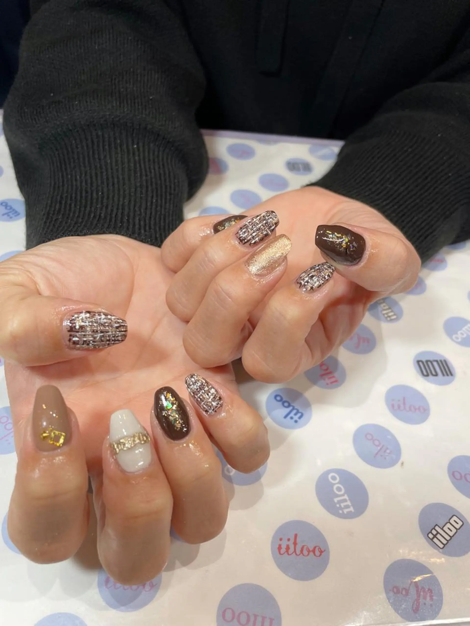 ネイル iiloo aromaworksのネイルデザイン