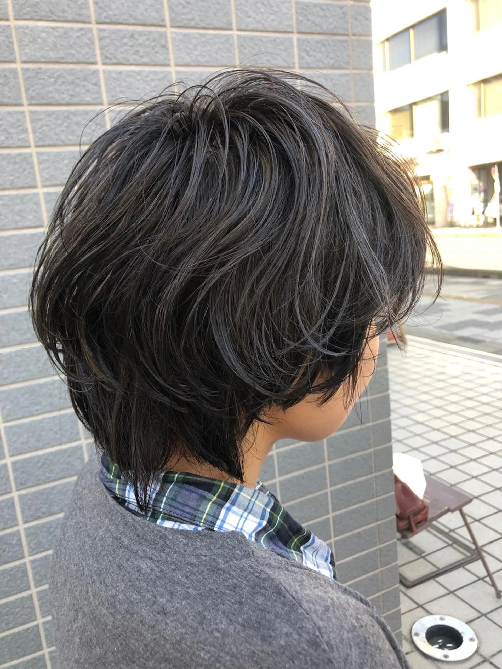 ショート カラー ハイライトカラー シルバー ハイライト ショートヘア ウルフカット 🥁デザイン達人🥁 須川勇歩のヘアスタイル