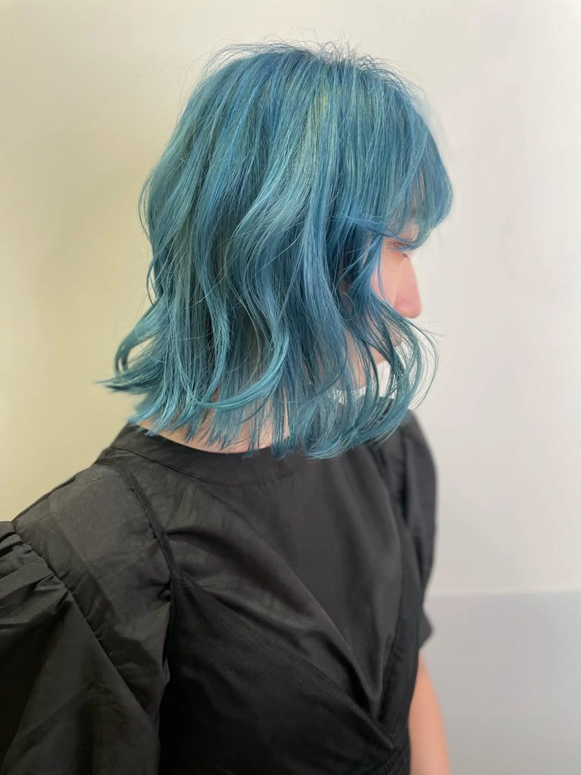 ショート カラー カット ヘアカラー トリートメント SALOWIN所属・ブリーチ✨ ボブ✨レイヤーのヘアスタイル