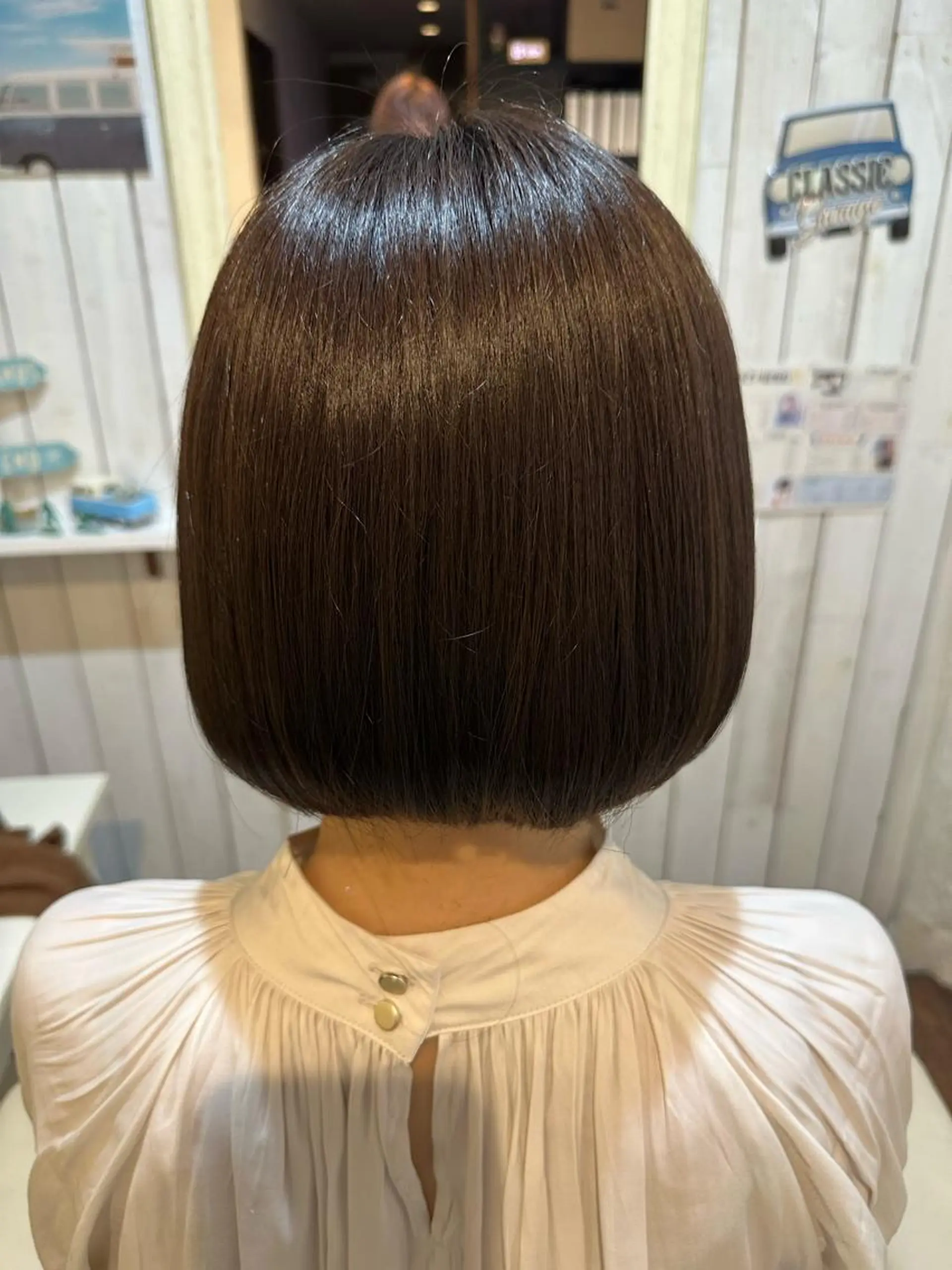 ショート カット トリートメント 髪質改善／艶髪/ 透明感カラー/サラのヘアスタイル