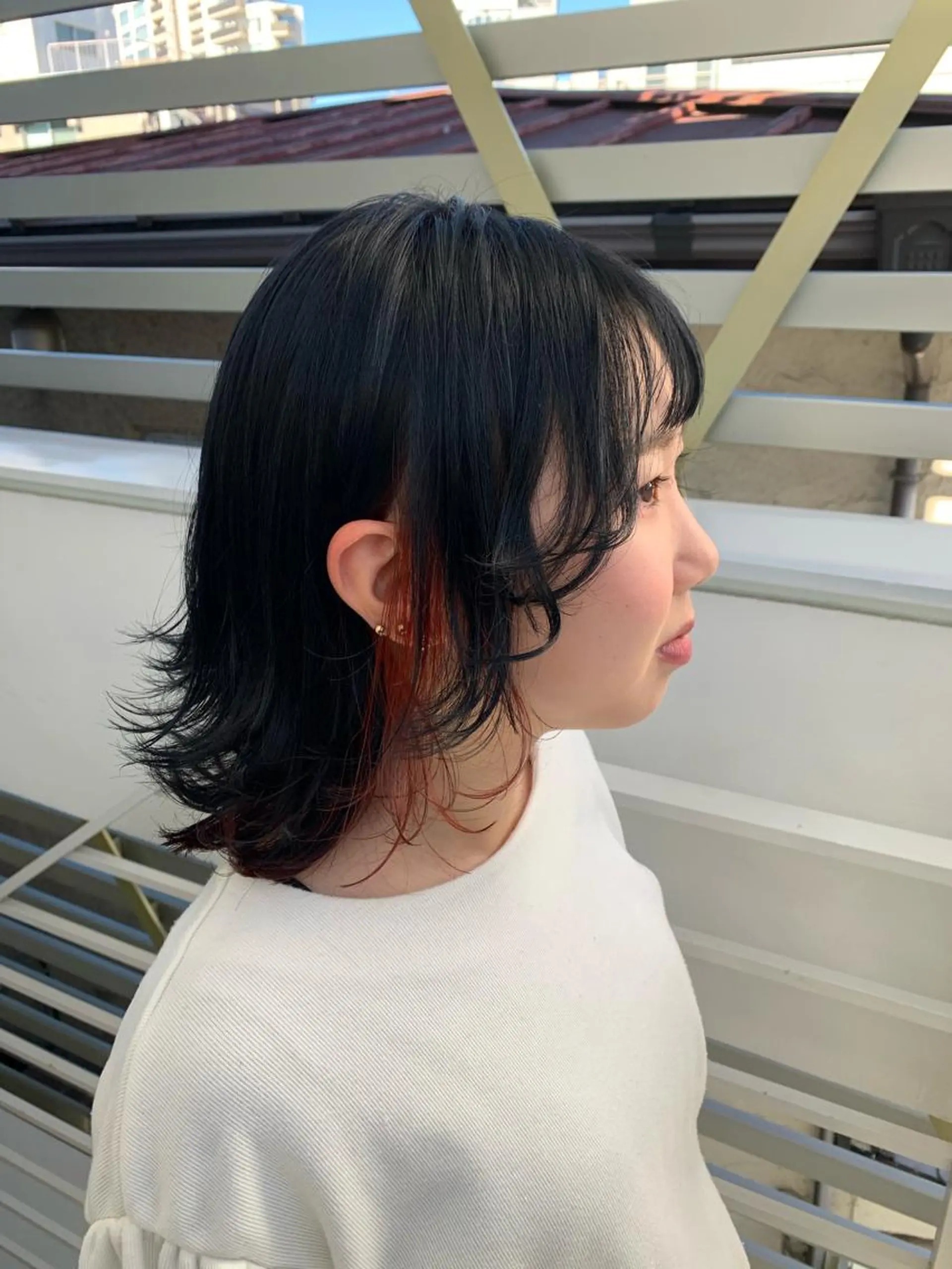 ミディアム カラー パーマ インナーカラー レイヤーカット ウルフカット ウルフレイヤー ヘアカラー ✨髪のソムリエ✨ 岩川和生（店長）🦄のヘアスタイル