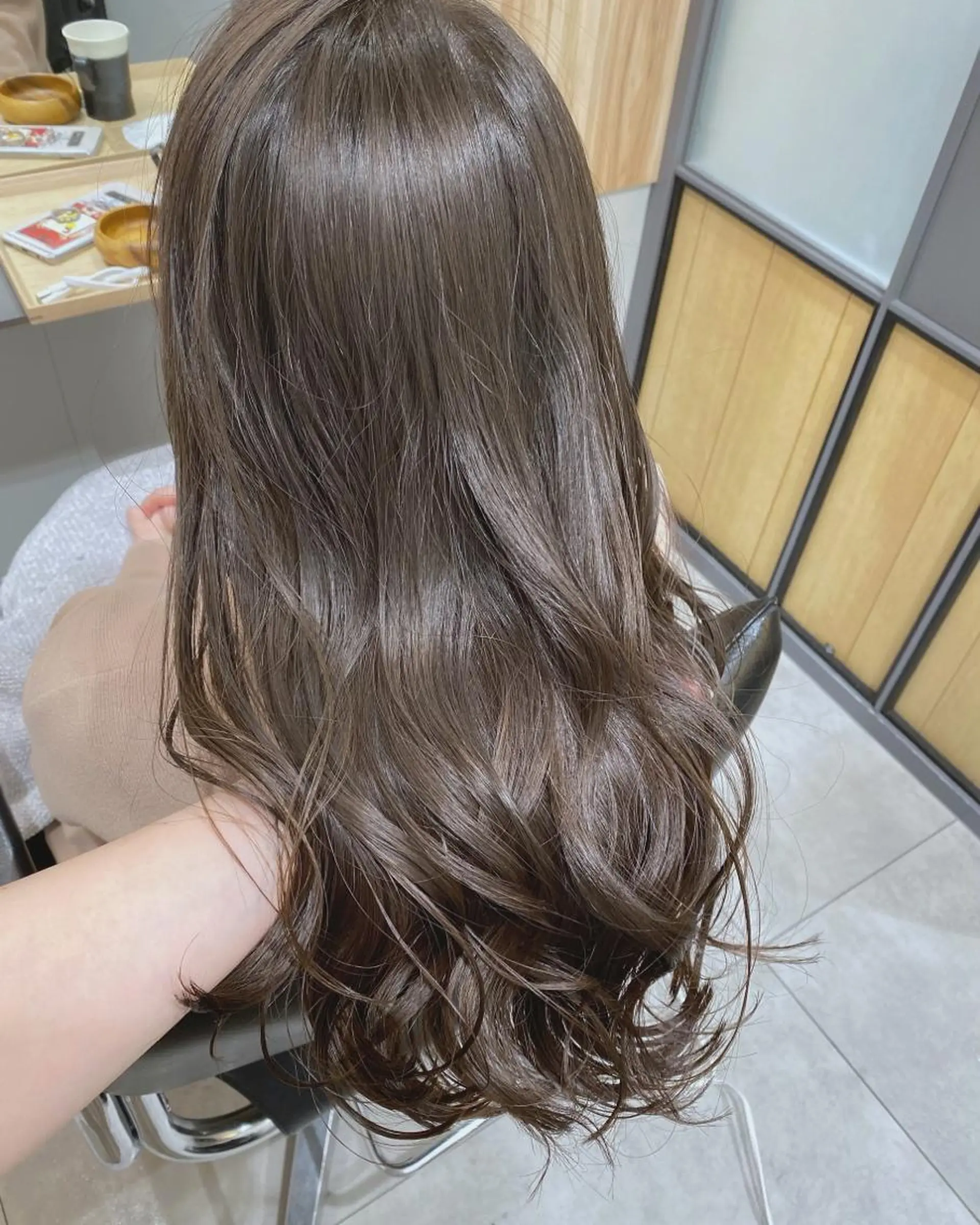 ロング カラー ヘアアレンジ カット ヘアカラー 畑中 愛梨のヘアスタイル