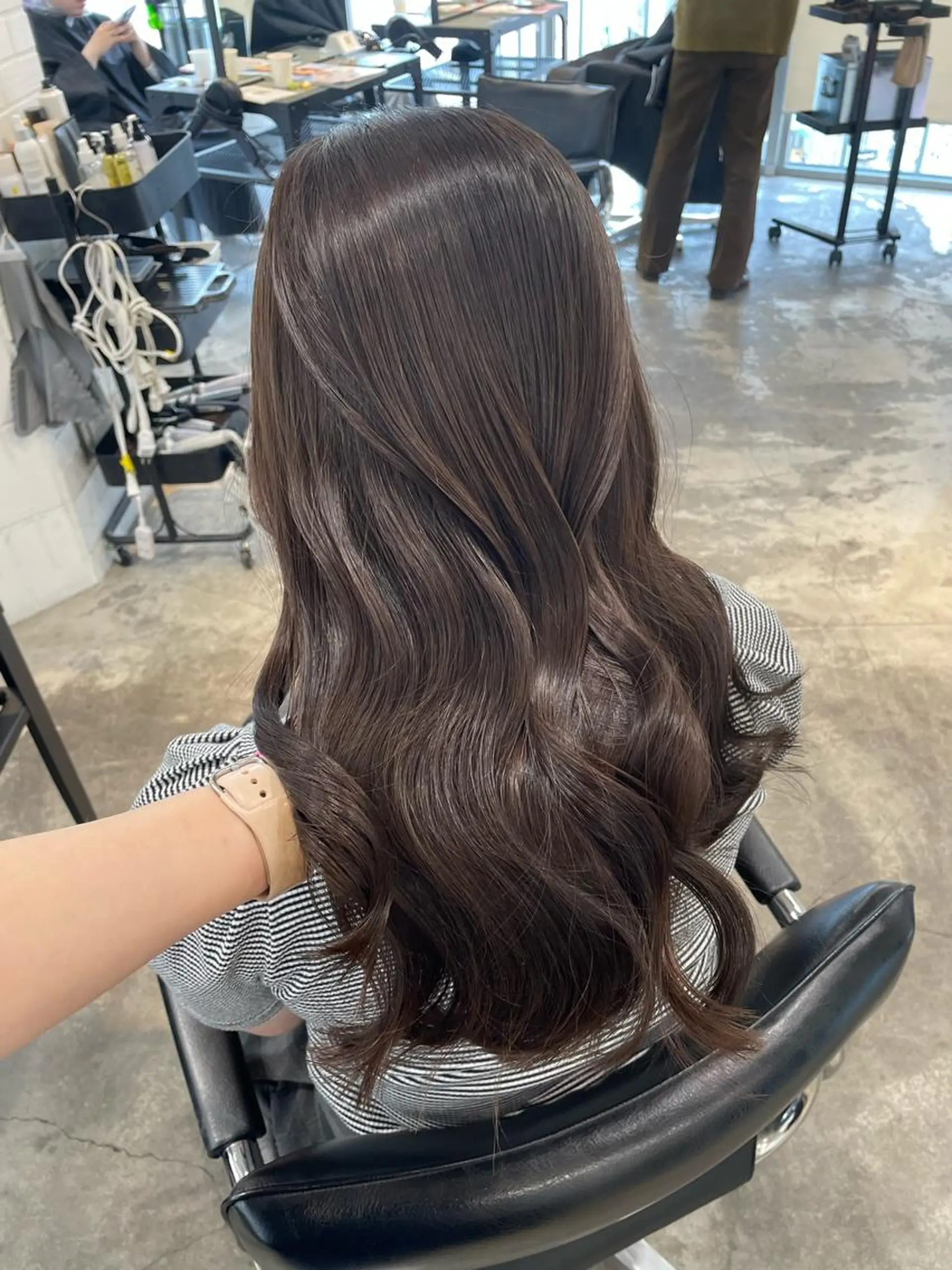 ロング カラー mile所属・mile ちなつのヘアスタイル