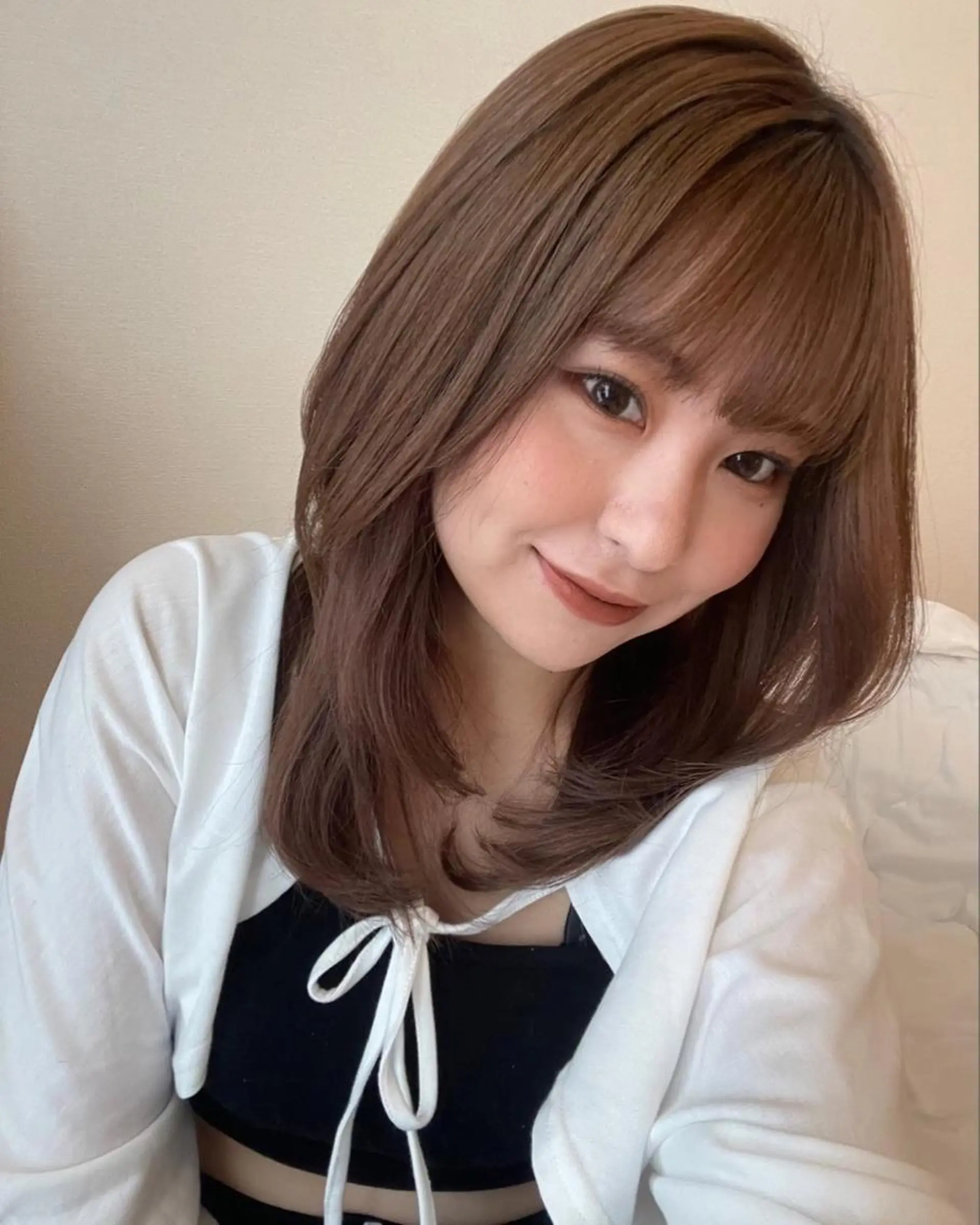 セミロング 銀座/レイヤーカット 🤍内野すみれのヘアスタイル