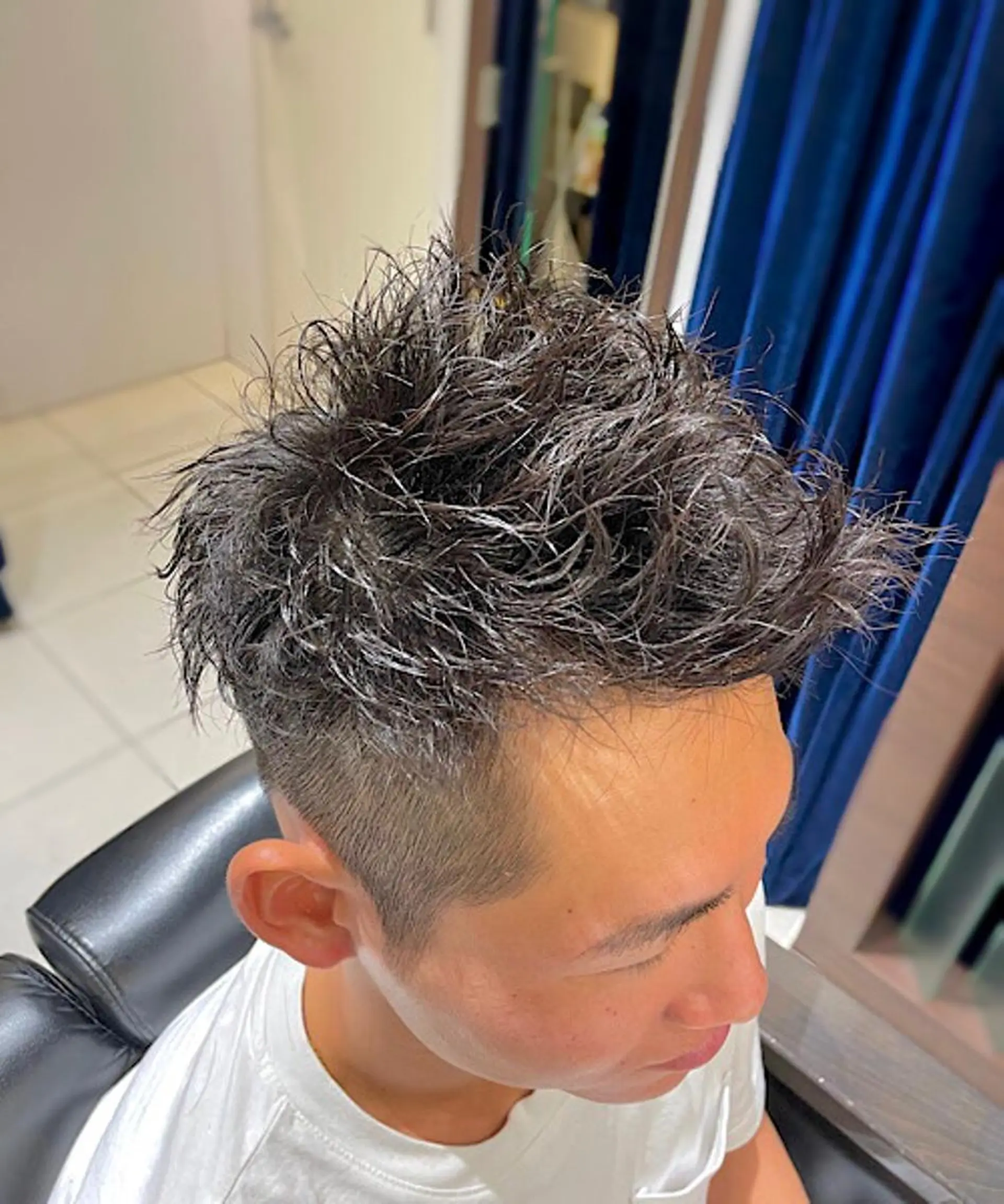 ショート パーマ メンズ ツーブロック パーマ NEXUS ZA FIRST 銀座所属・岡崎 隆晟のヘアスタイル