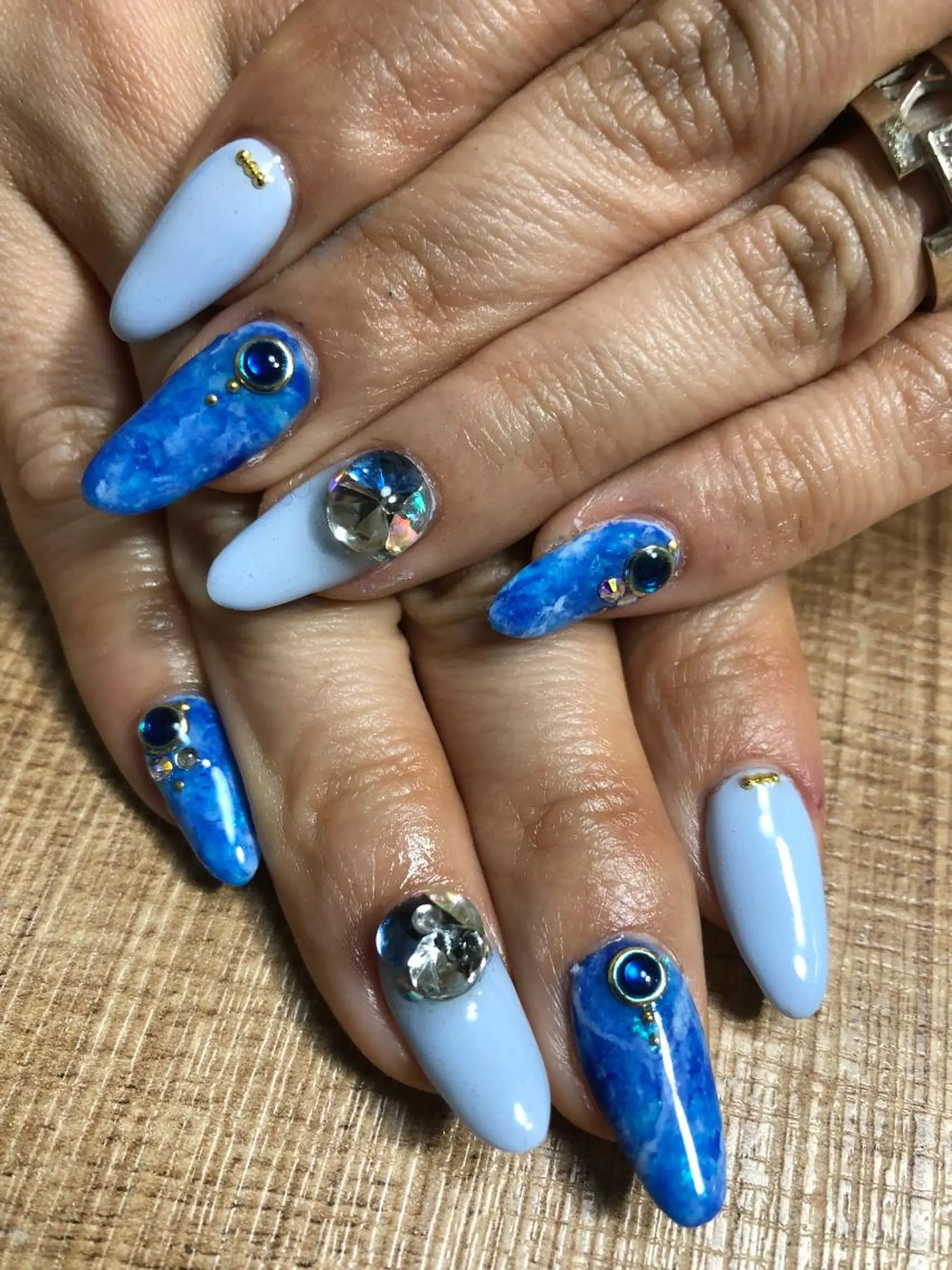 ネイル 安藤 Charlotteのネイルデザイン