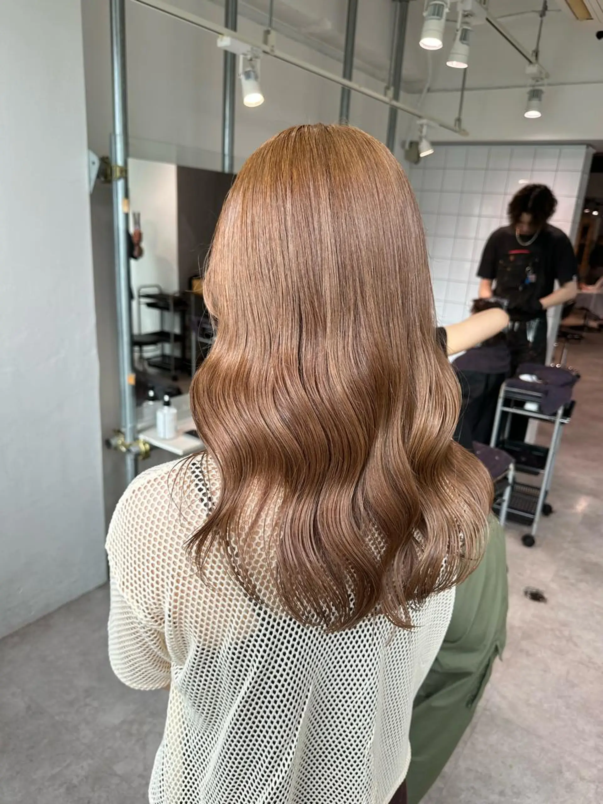 ロング カラー ヘアアレンジ ベージュカラー ブリーチ ダブルカラー ミルクティーベージュ くすみミルクティー/ ブラウン🪡TOWAのヘアスタイル