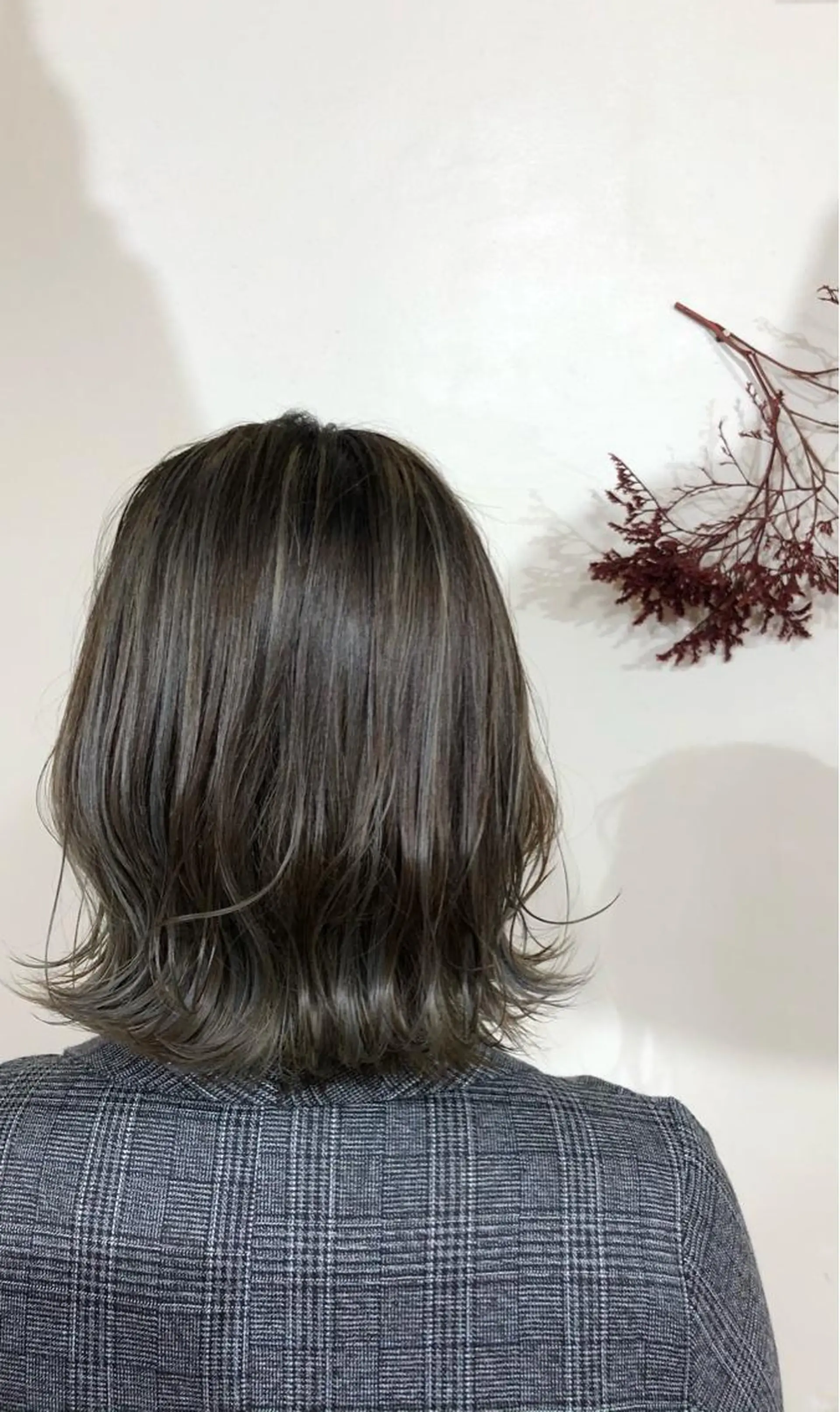ミディアム カラー グレージュ カット トリートメント レイヤーカット特化 🌻GOTOのヘアスタイル