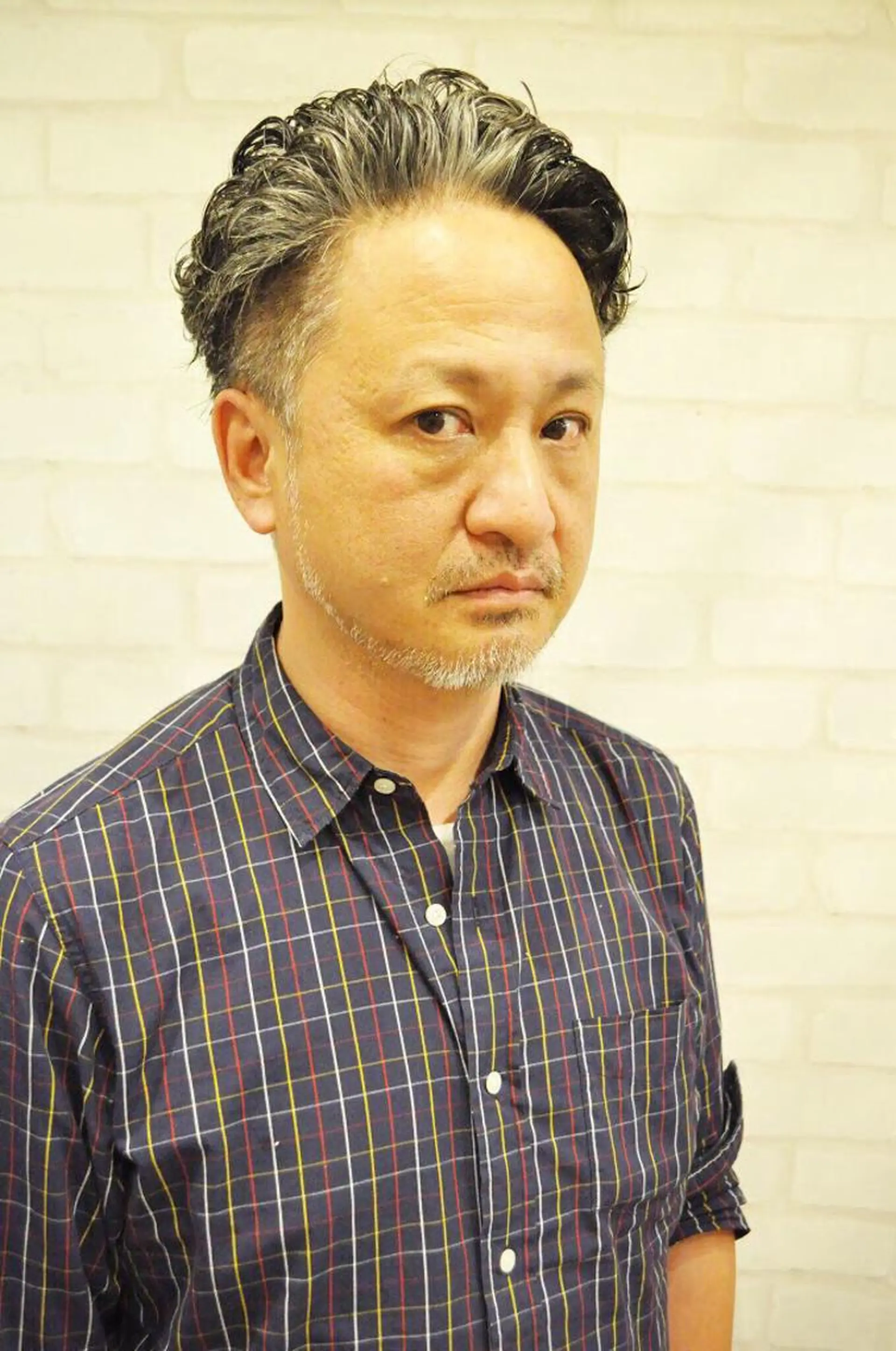 ミディアム 近藤 真のヘアスタイル