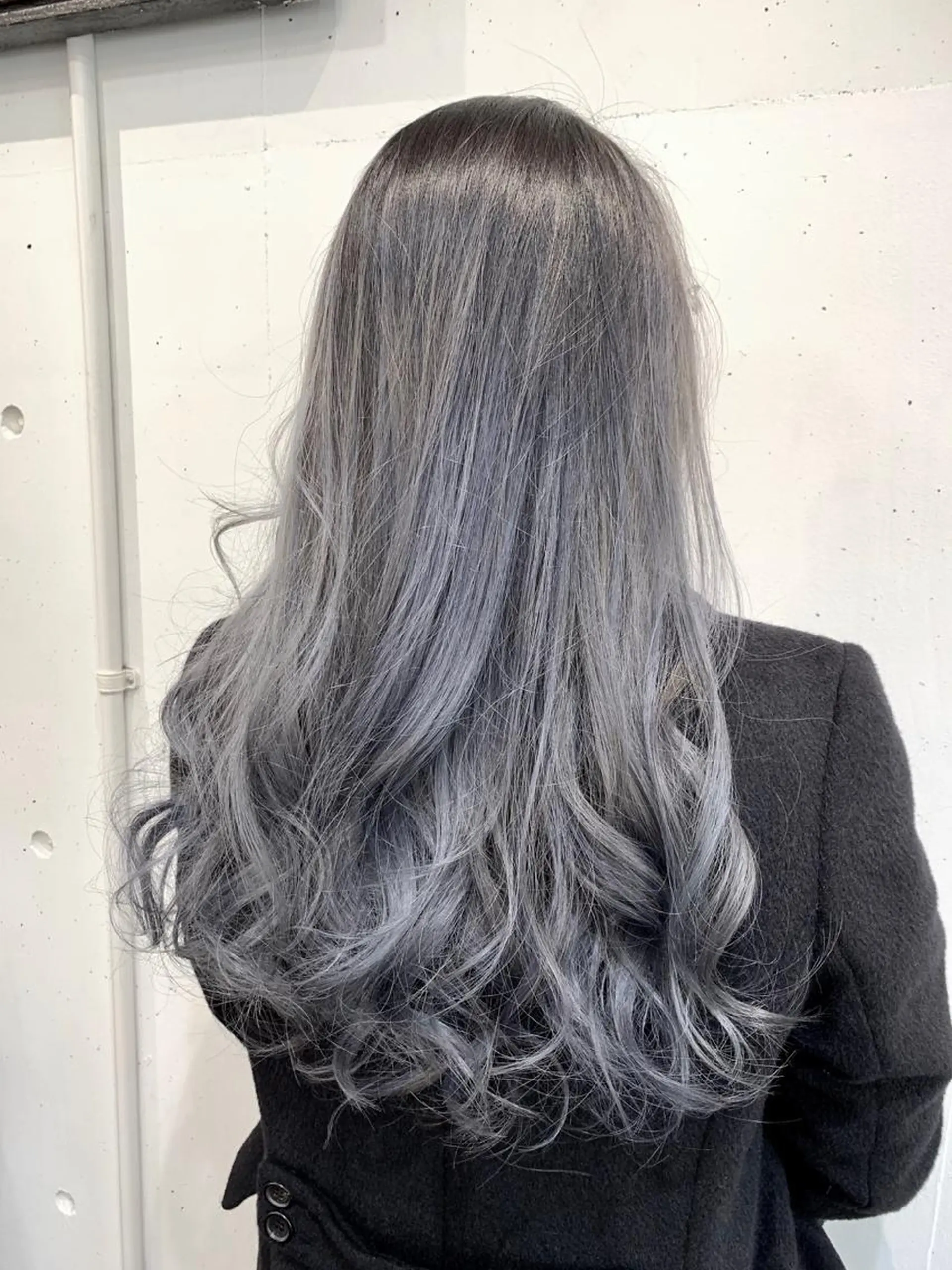 ロング カラー グレージュ ヘアカラー トリートメント ヘッドスパ ヘアセット Akua【代表】 Kazumaのヘアスタイル