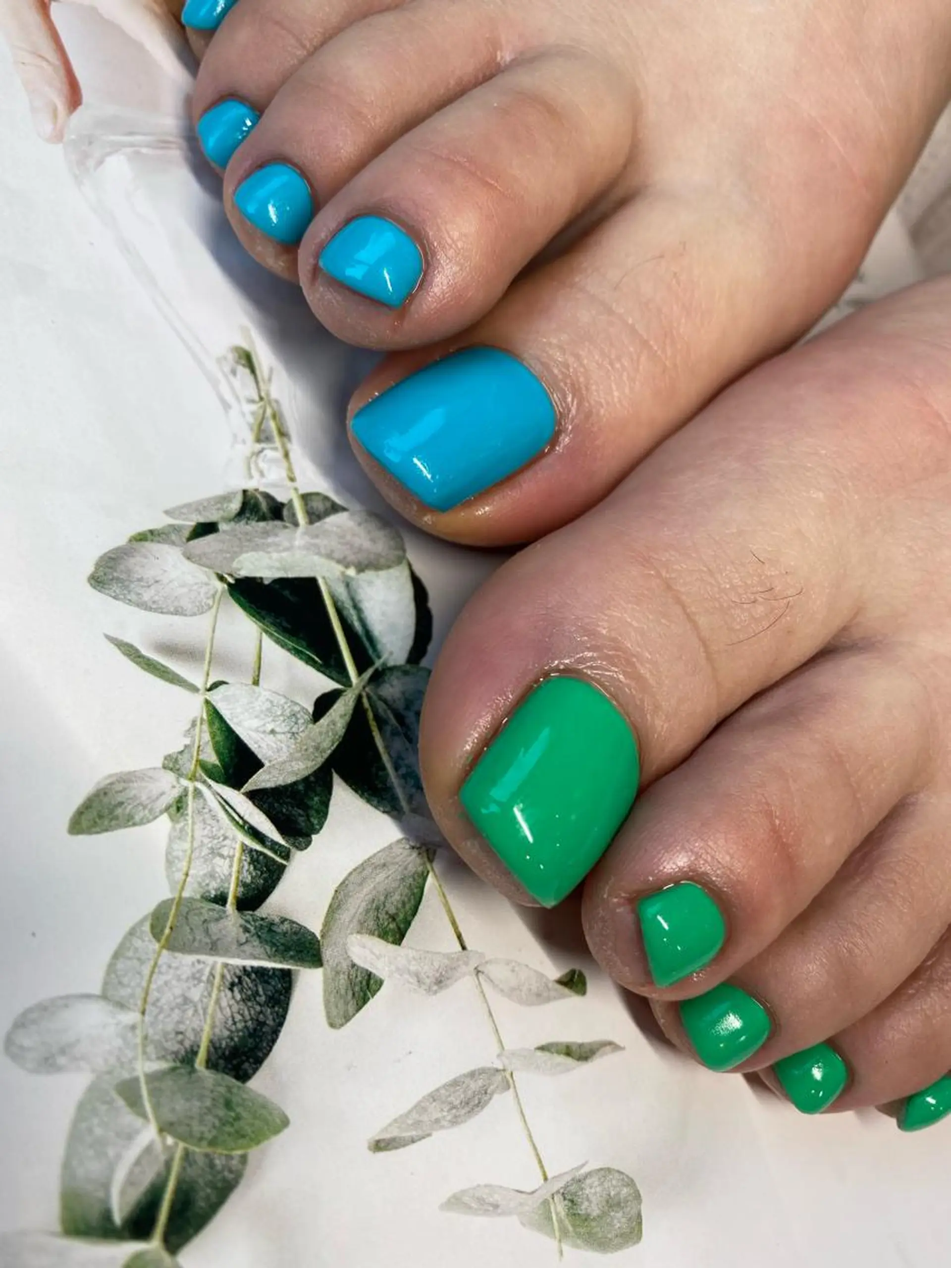 ショート フットネイル NAILSALON 🍔Timna🍟のネイルデザイン