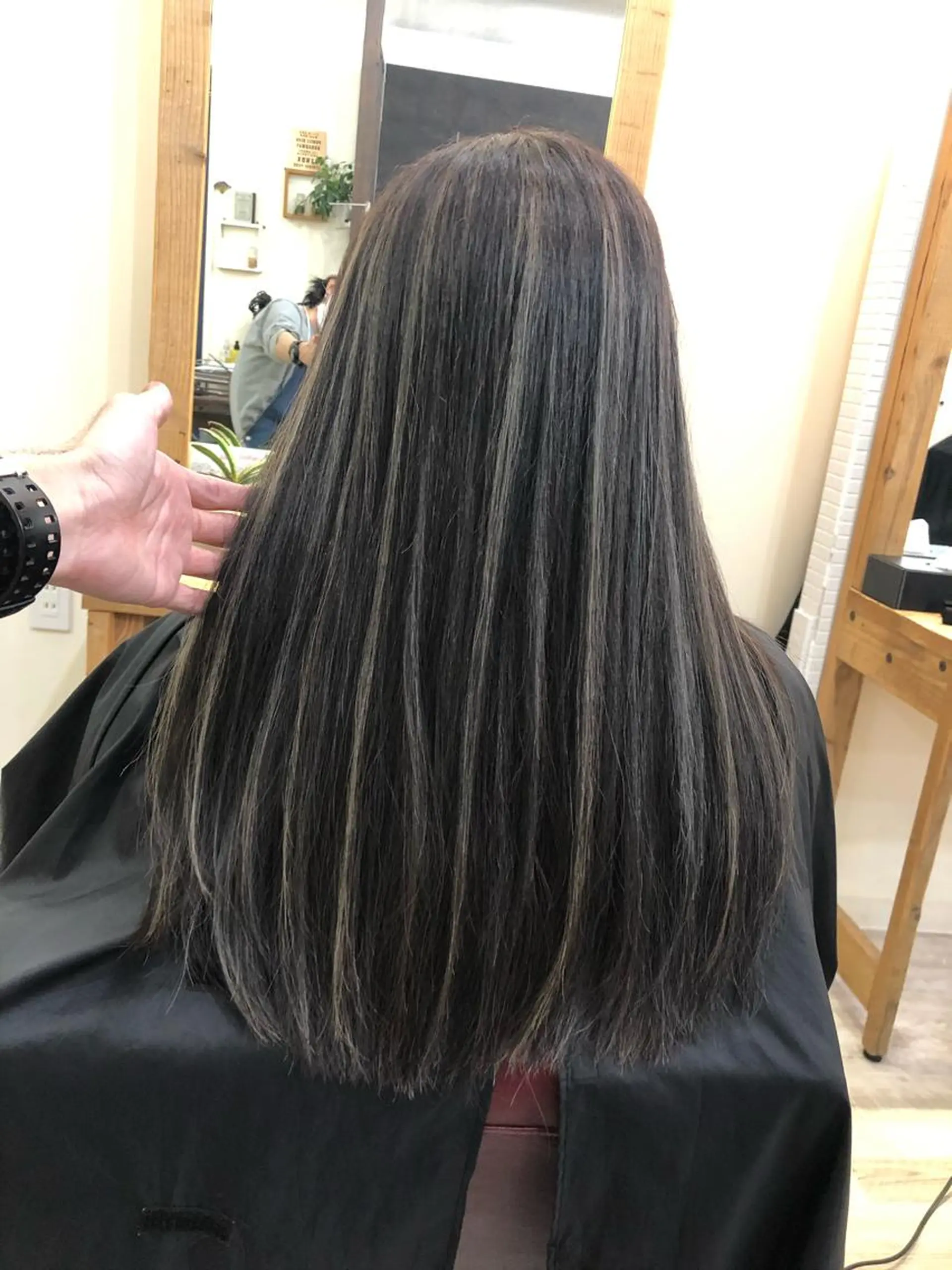カラー ヘアカラー ショートヘア✨ 高橋大河のヘアスタイル