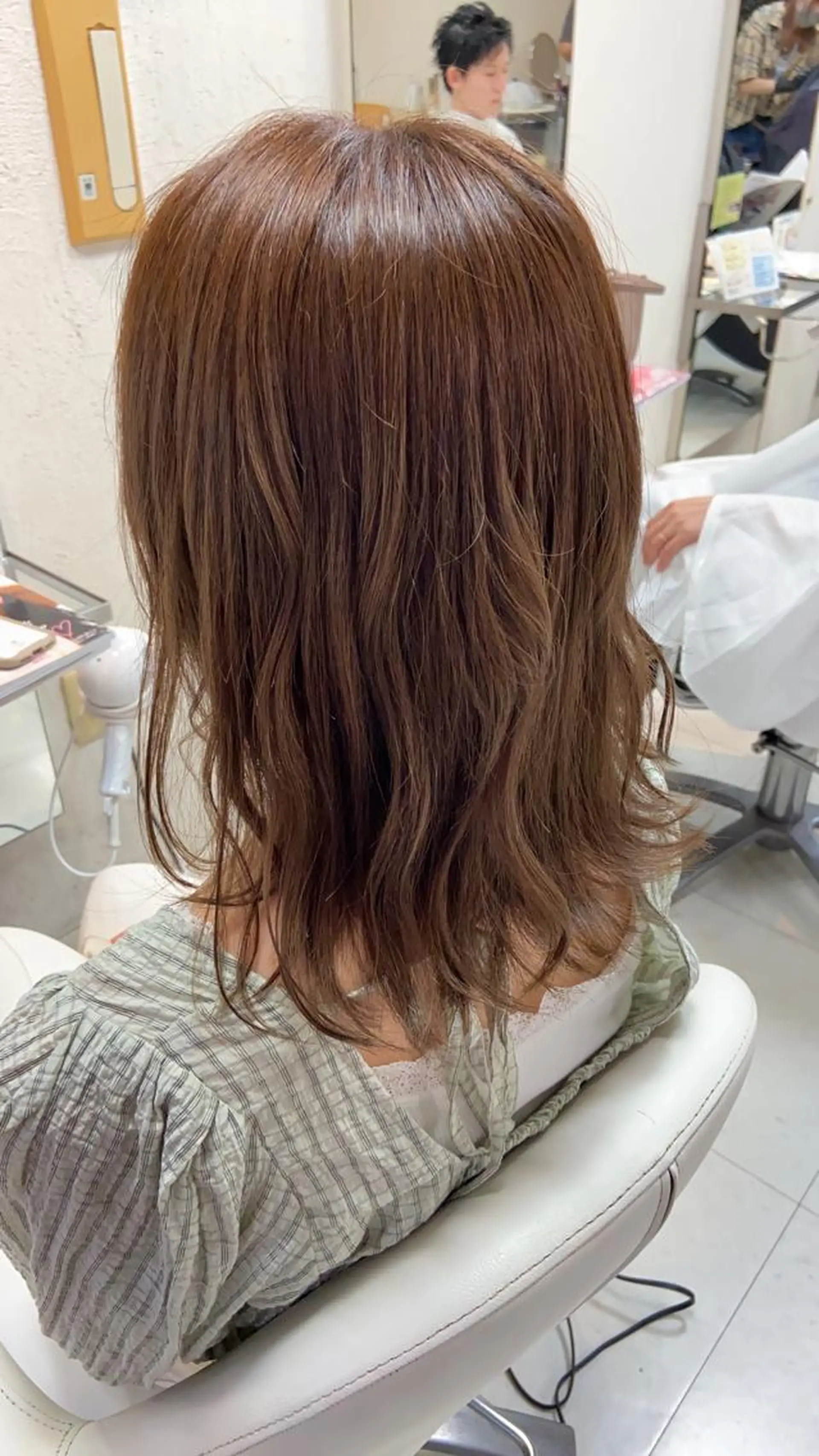 ミディアム カラー ブリーチ カット ヘアカラー トリートメント 菊地 美憂のヘアスタイル