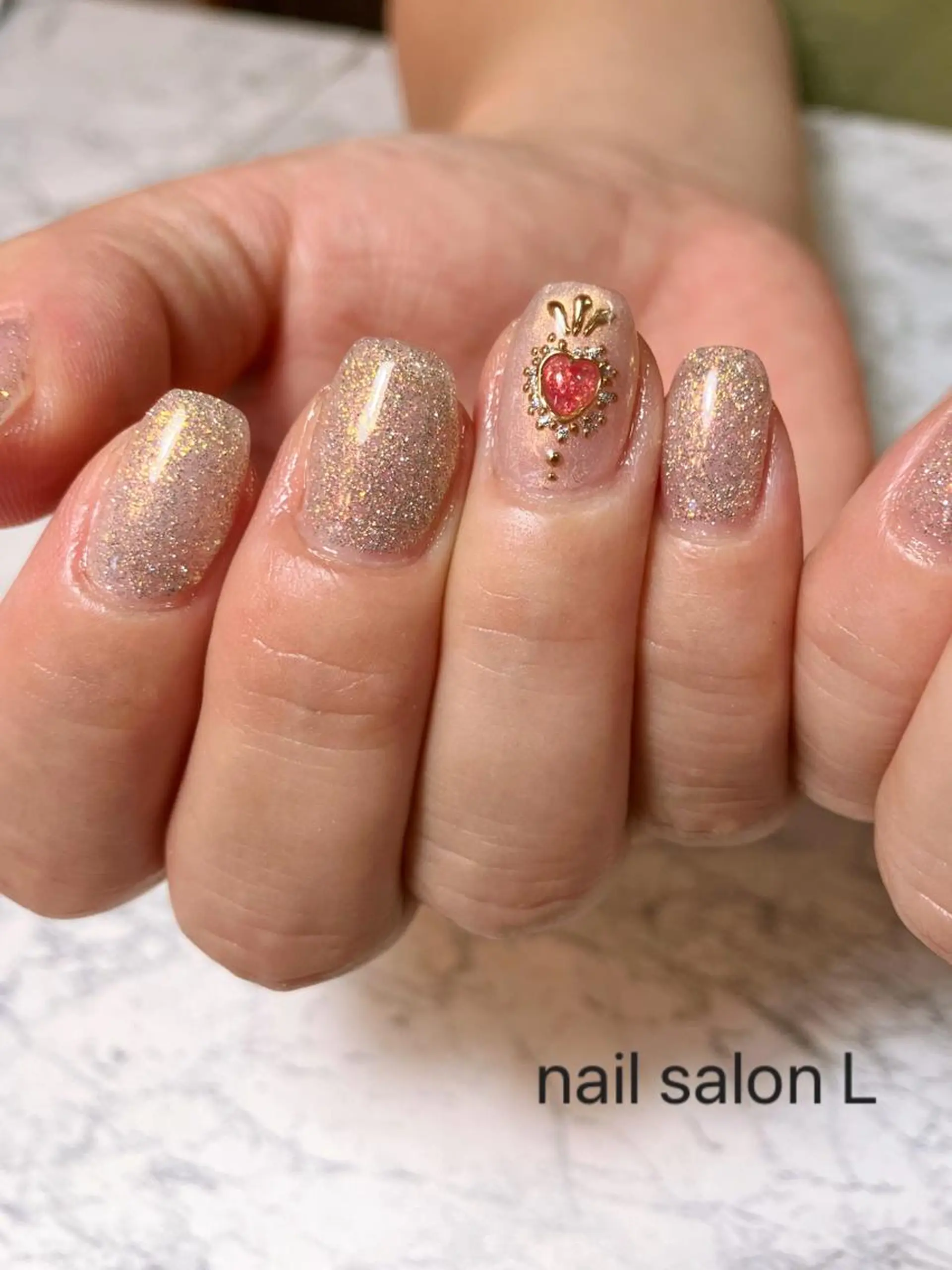 ネイル アートネイル フラッシュネイル フットネイル 吉川市 ネイルサロンLのネイルデザイン