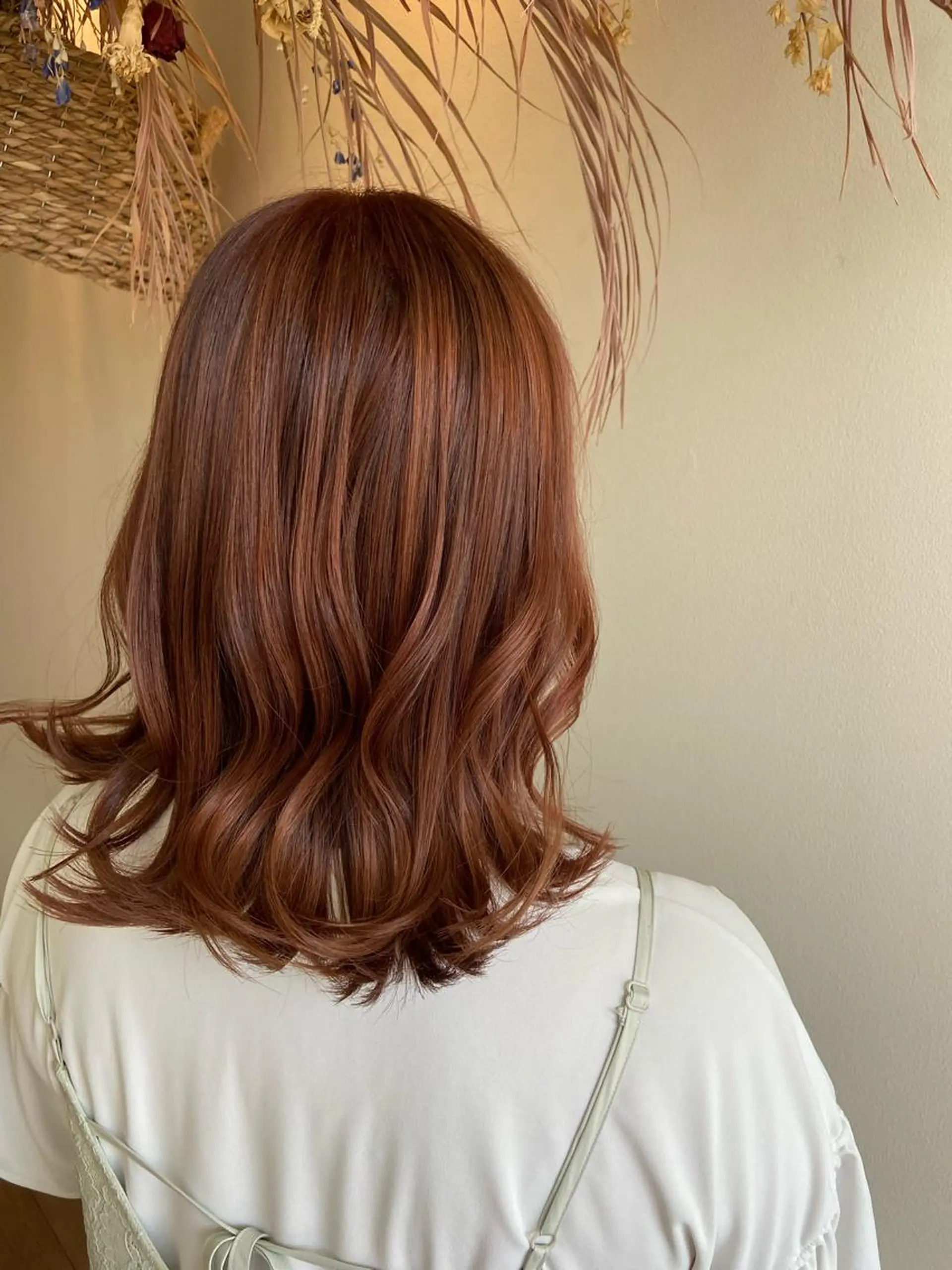 ミディアム カラー ブラウンカラー ピンクカラー ピンクブラウン ヘアカラー ヘッドスパ 清原 里菜のヘアスタイル