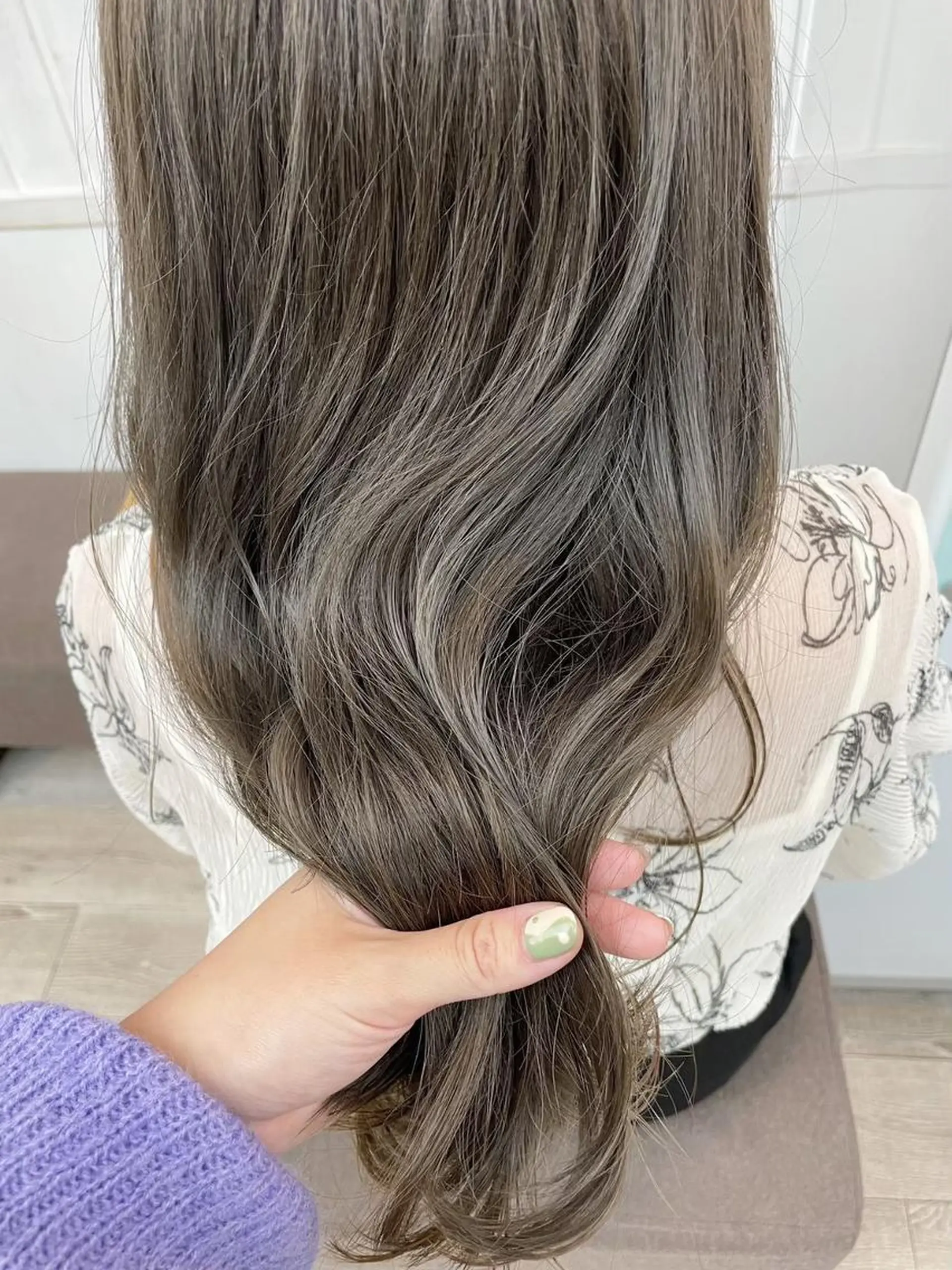 ロング カラー ブリーチ ケアブリーチ ダブルカラー イヤリングカラー ハイライトカラー カット ヘアカラー トリートメント N°sopo 札幌大通のヘアスタイル