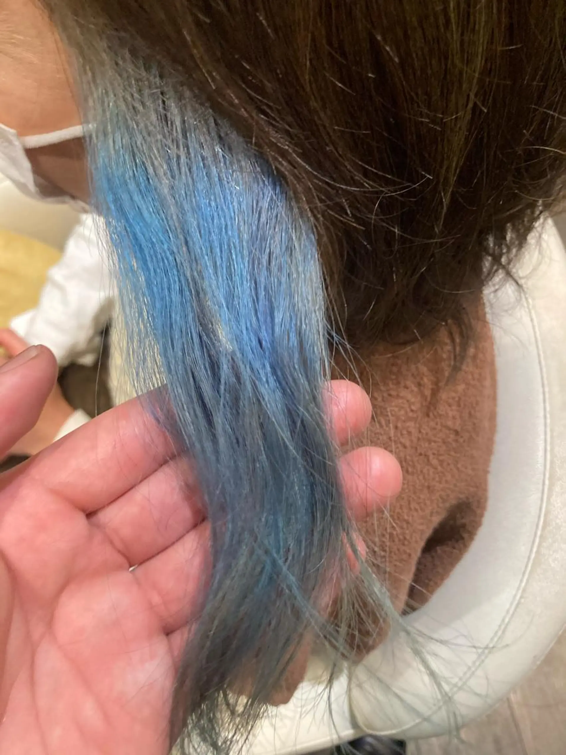 ミディアム カラー ブルーカラー ミント 中嶋 ナカジマのヘアスタイル