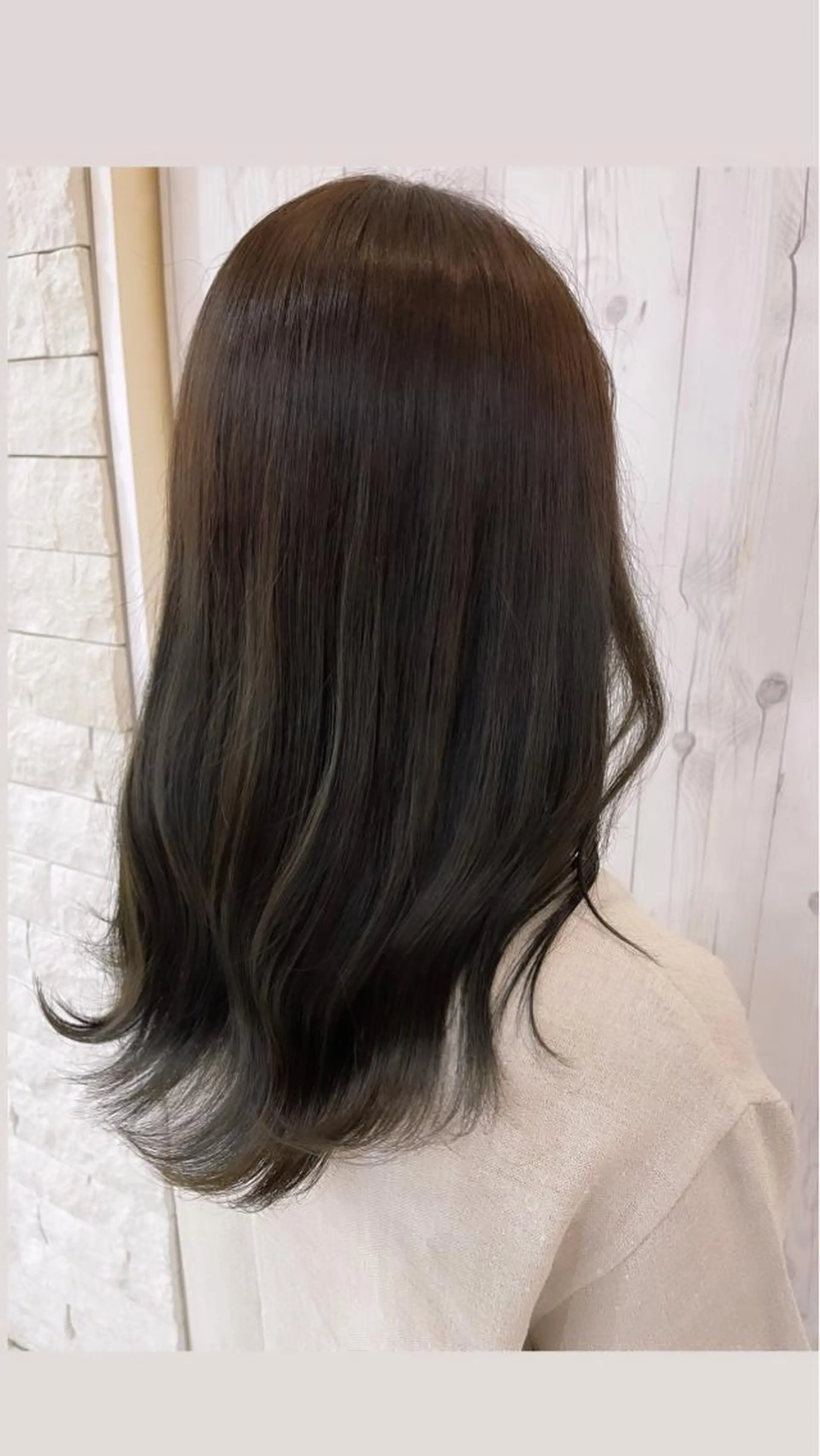 カラー グレージュ オリーブグレージュ オリーブグレー カット ヘアカラー 名古屋のピンク好き かずくん🦩のヘアスタイル