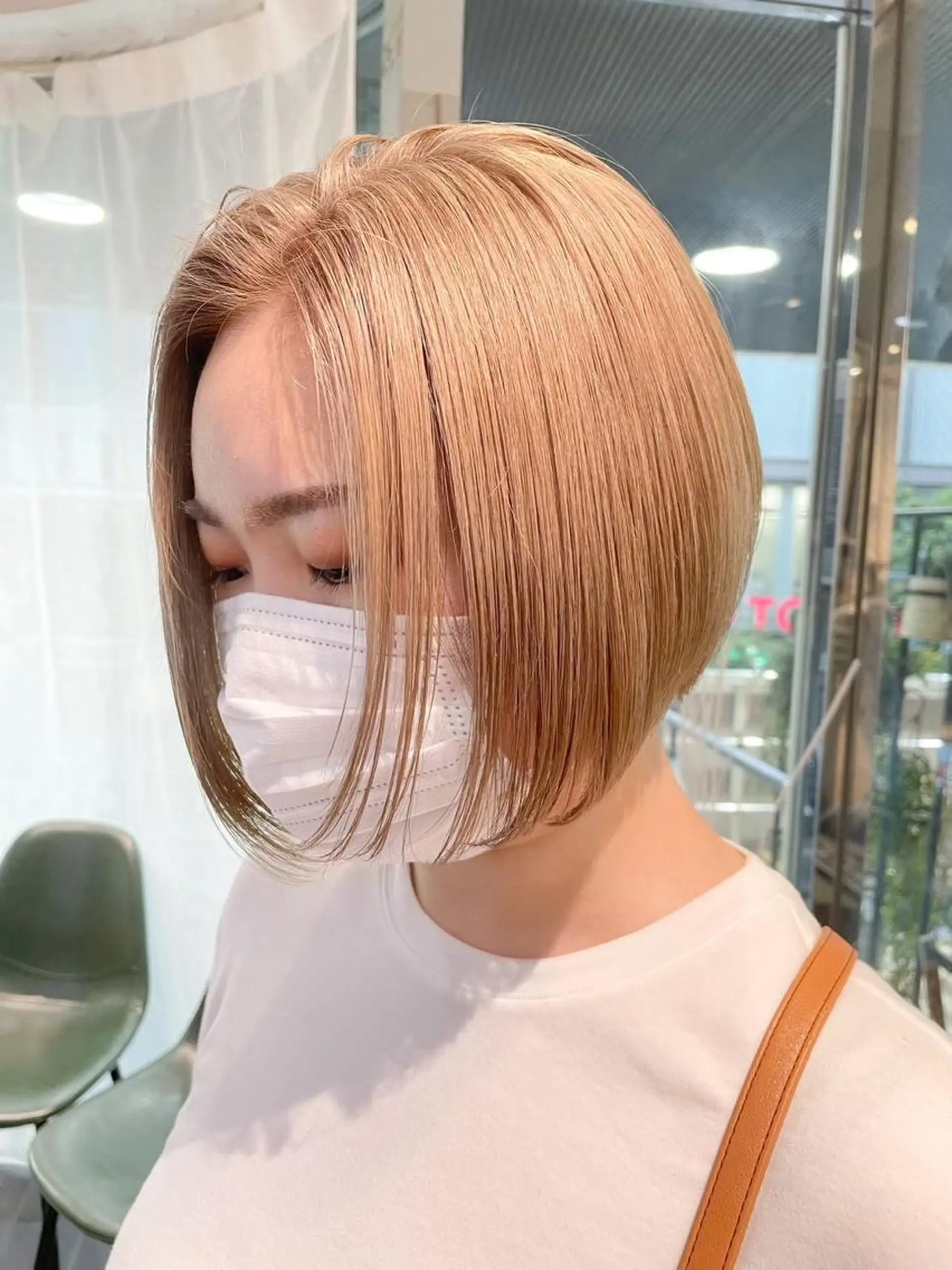 ショート カラー ベージュカラー 黒髪 ブリーチ ブルーカラー ブルーブラック ニュアンスネイル パーマ/コトミ🐸のヘアスタイル