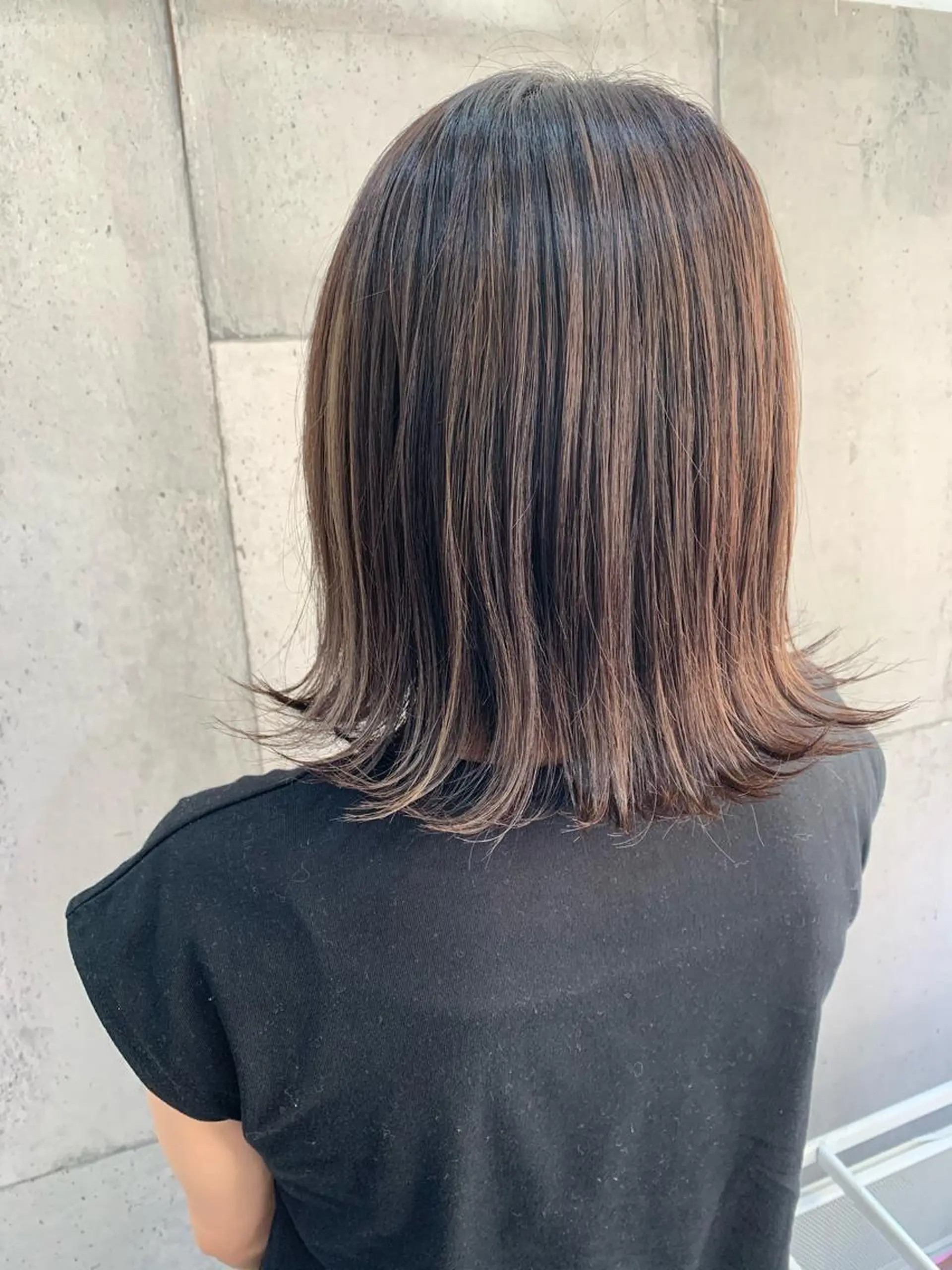 ミディアム ハイライト 大内 志穂のヘアスタイル