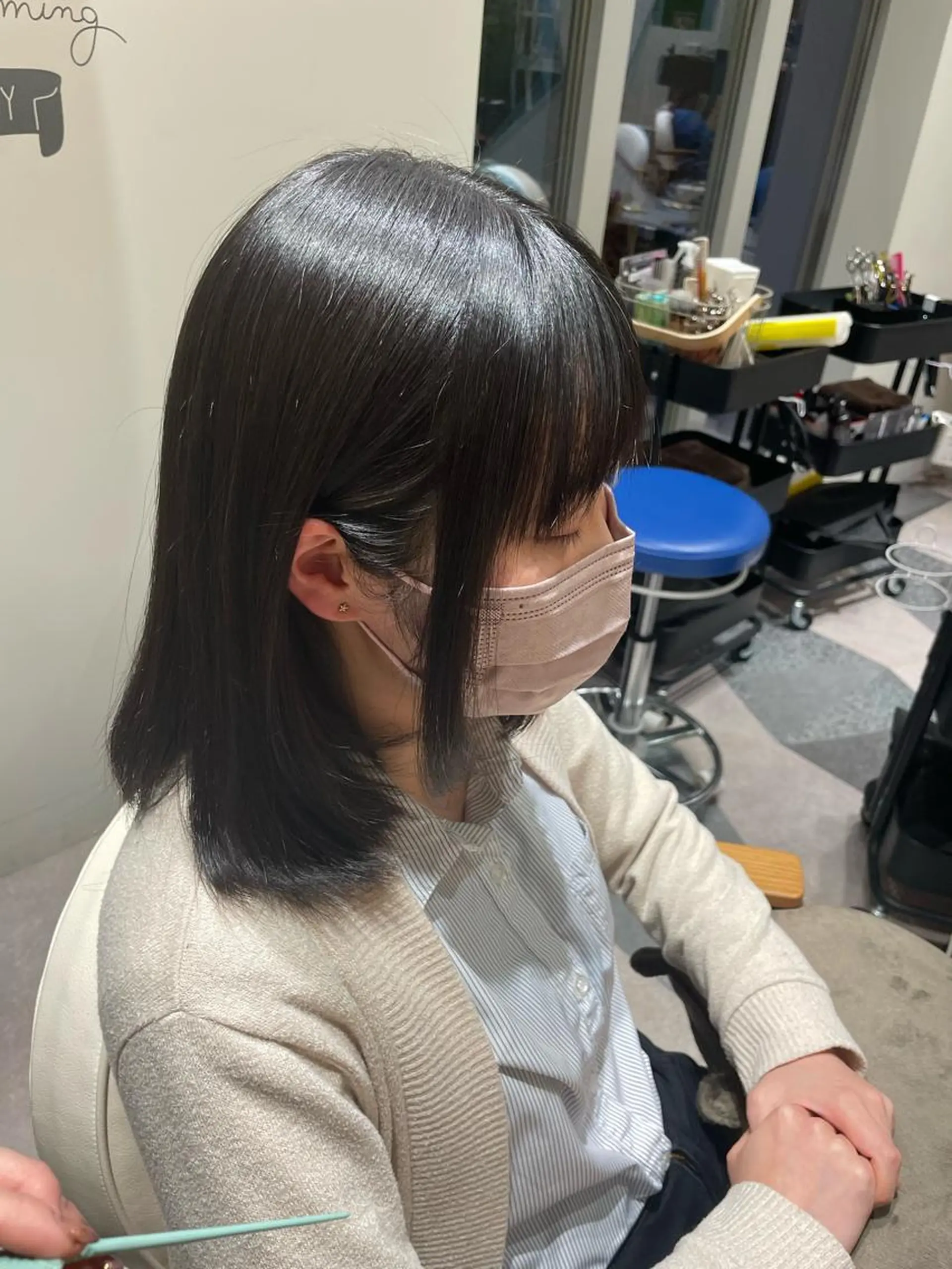 ミディアム 韓国風ヘア レイヤーカット 内藤 すずなのヘアスタイル