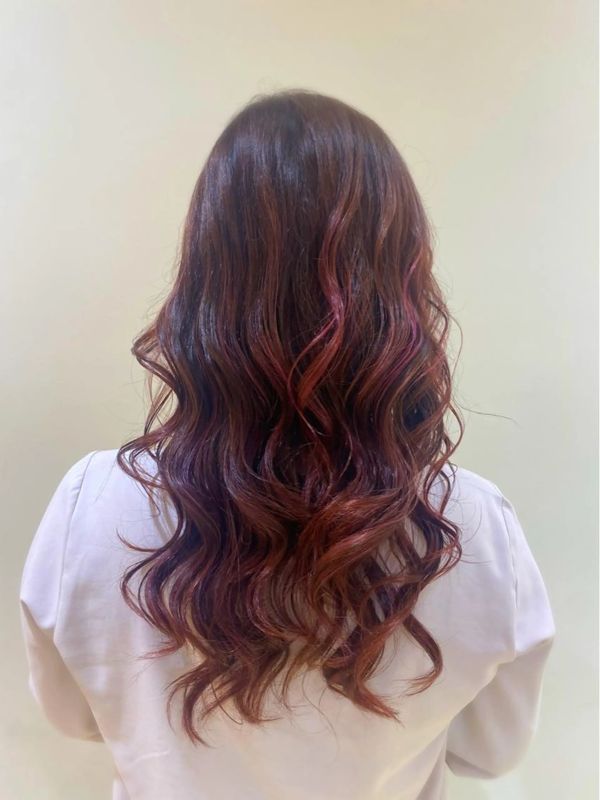 ロング カラー ハイライトカラー ピンクカラー ハイライト カット ヘアカラー 小顔レイヤー💗 木村実樹のヘアスタイル