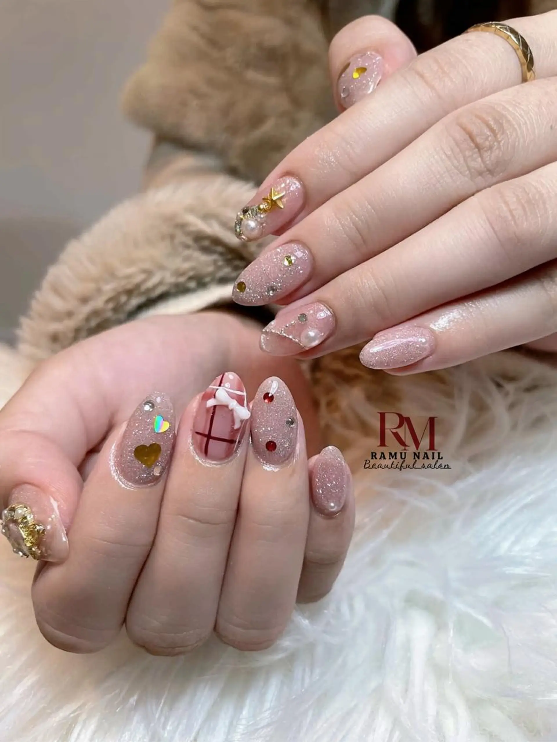 ネイル アートネイル 長さ出し グラデーション キラキラネイル マグネットネイル ハンドネイル RAMU_Nail 池袋店のネイルデザイン