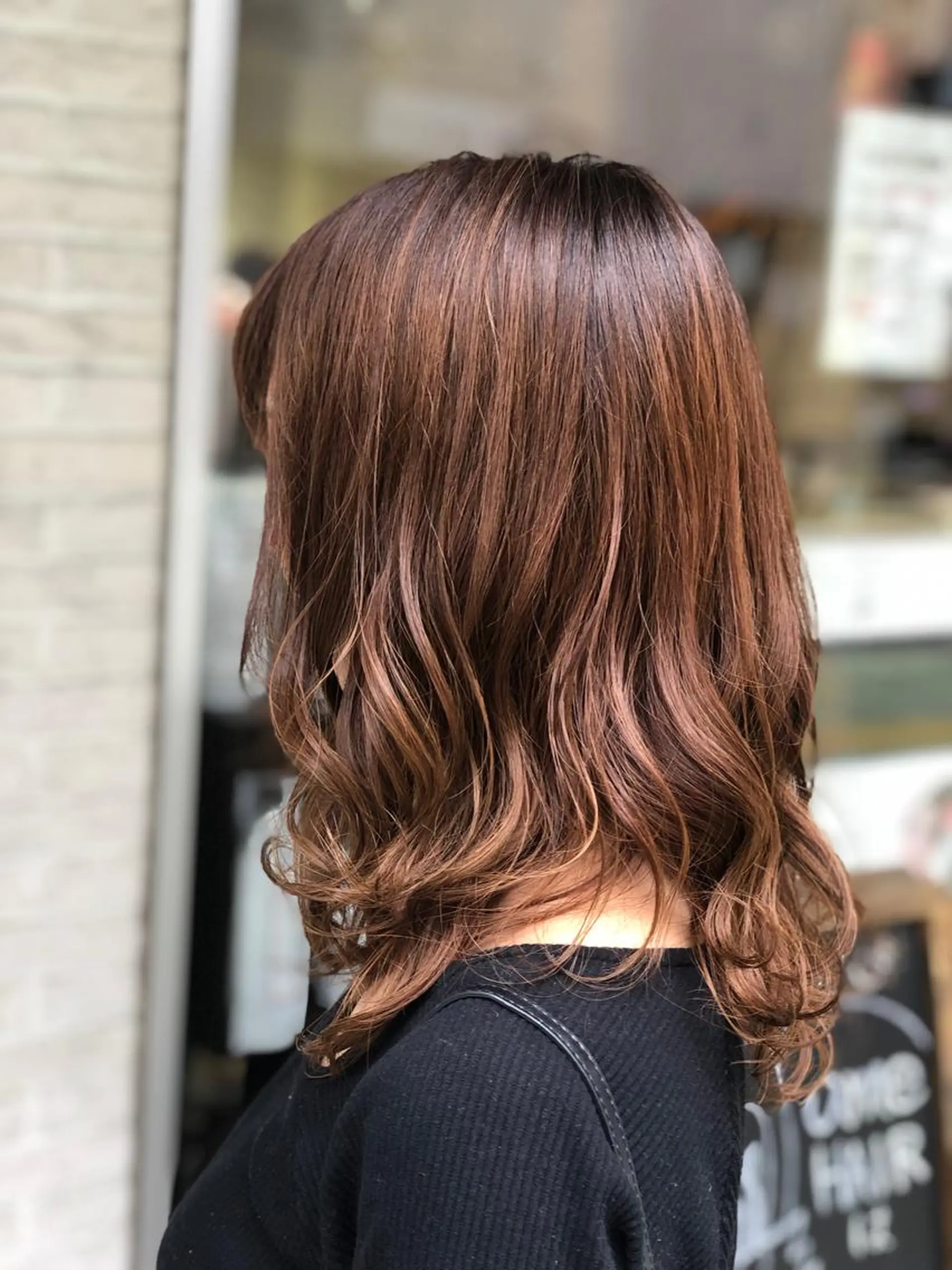 セミロング セミロングパーマ カット パーマ トリートメント 西山 恵太郎のヘアスタイル