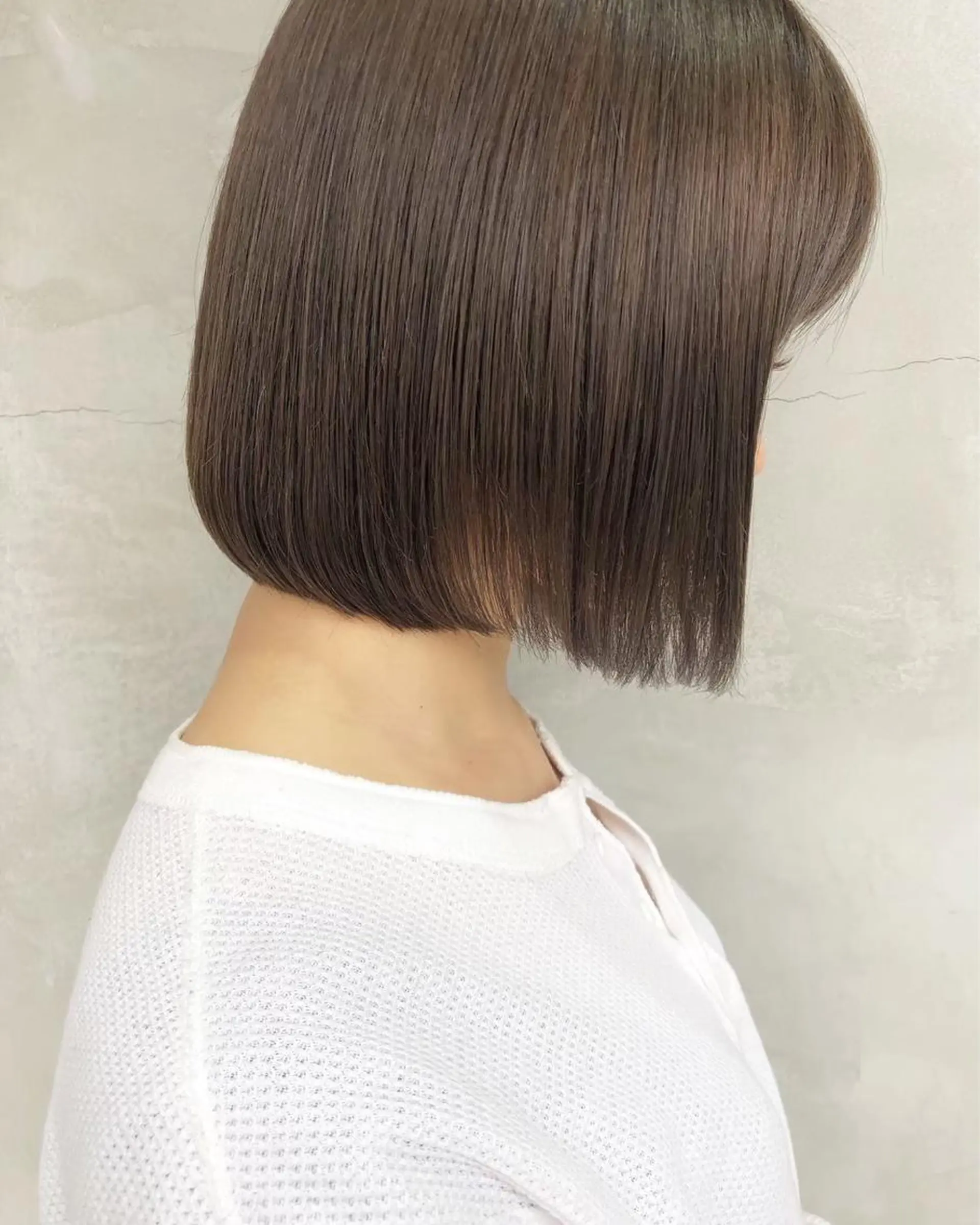 ショート ボブ 外ハネヘア カット ヘアカラー トリートメント ブリーチダブルカラー 【koide】のヘアスタイル