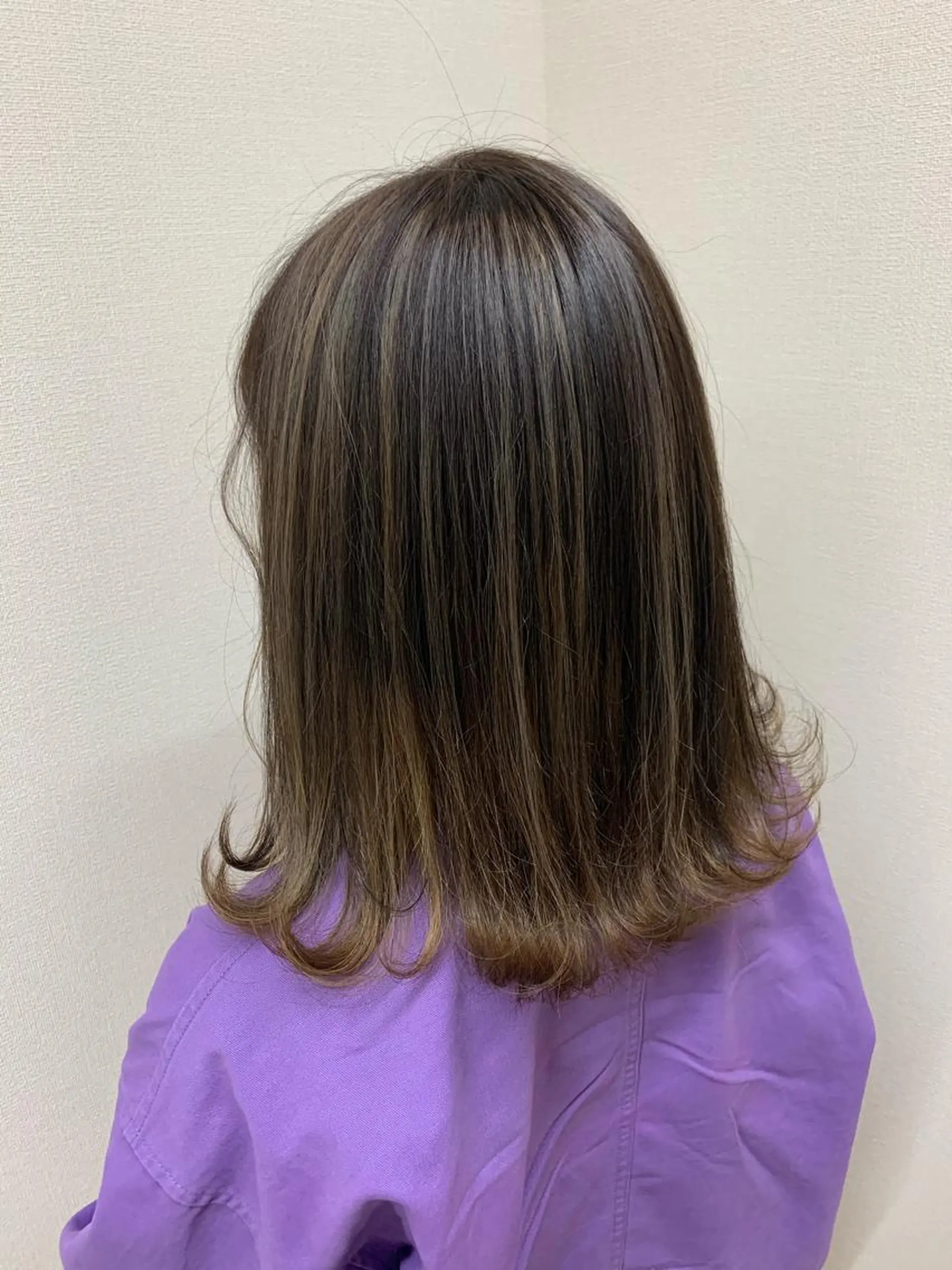 ミディアム カラー ベージュカラー グラデーションカラー ハイライトカラー ハイライト D.I.E.V.A hair 池袋東口所属・杉浦千智💗アイドル 大好き美容師💗のヘアスタイル