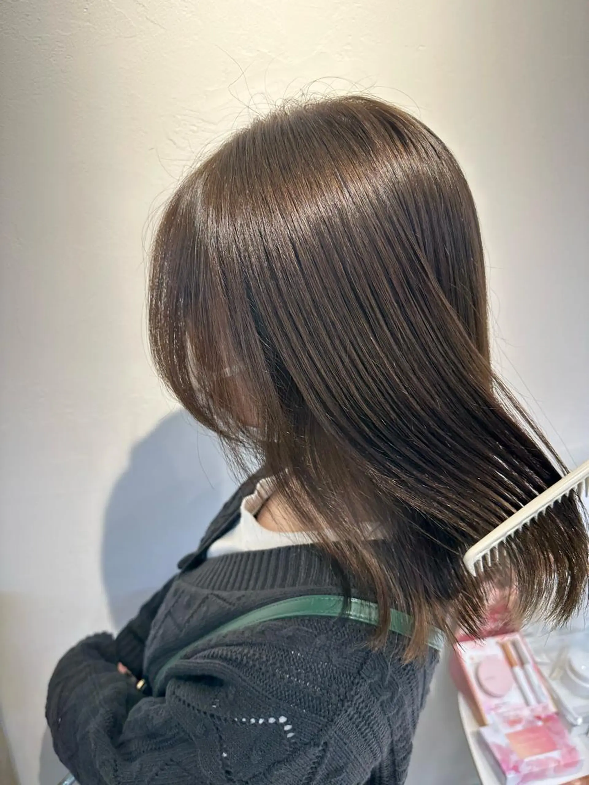 ミディアム カラー ベージュカラー オリーブベージュ ヘアカラー ショート 🌟acoのヘアスタイル