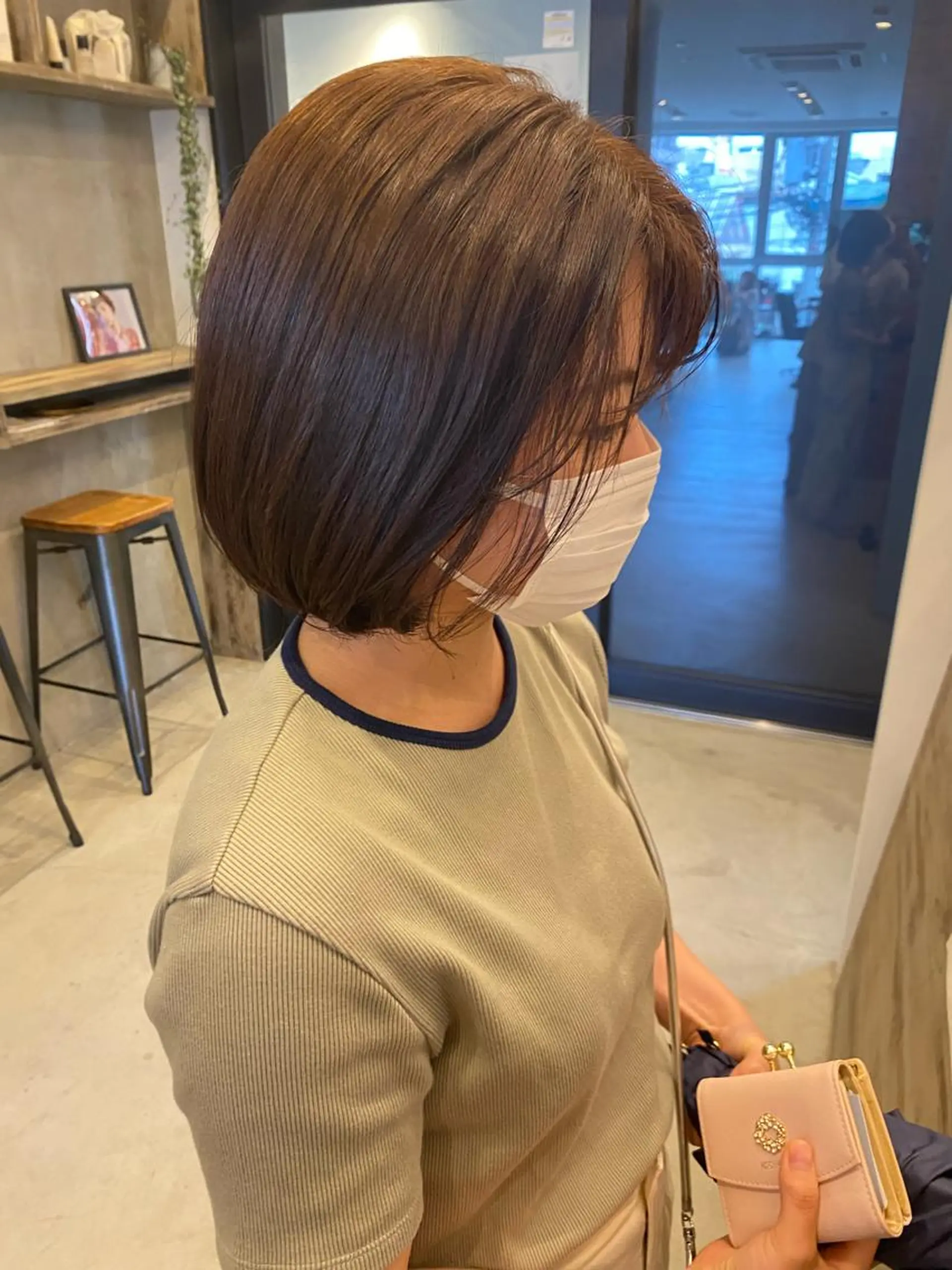 ミディアム カラー 鈴木 美紅のヘアスタイル