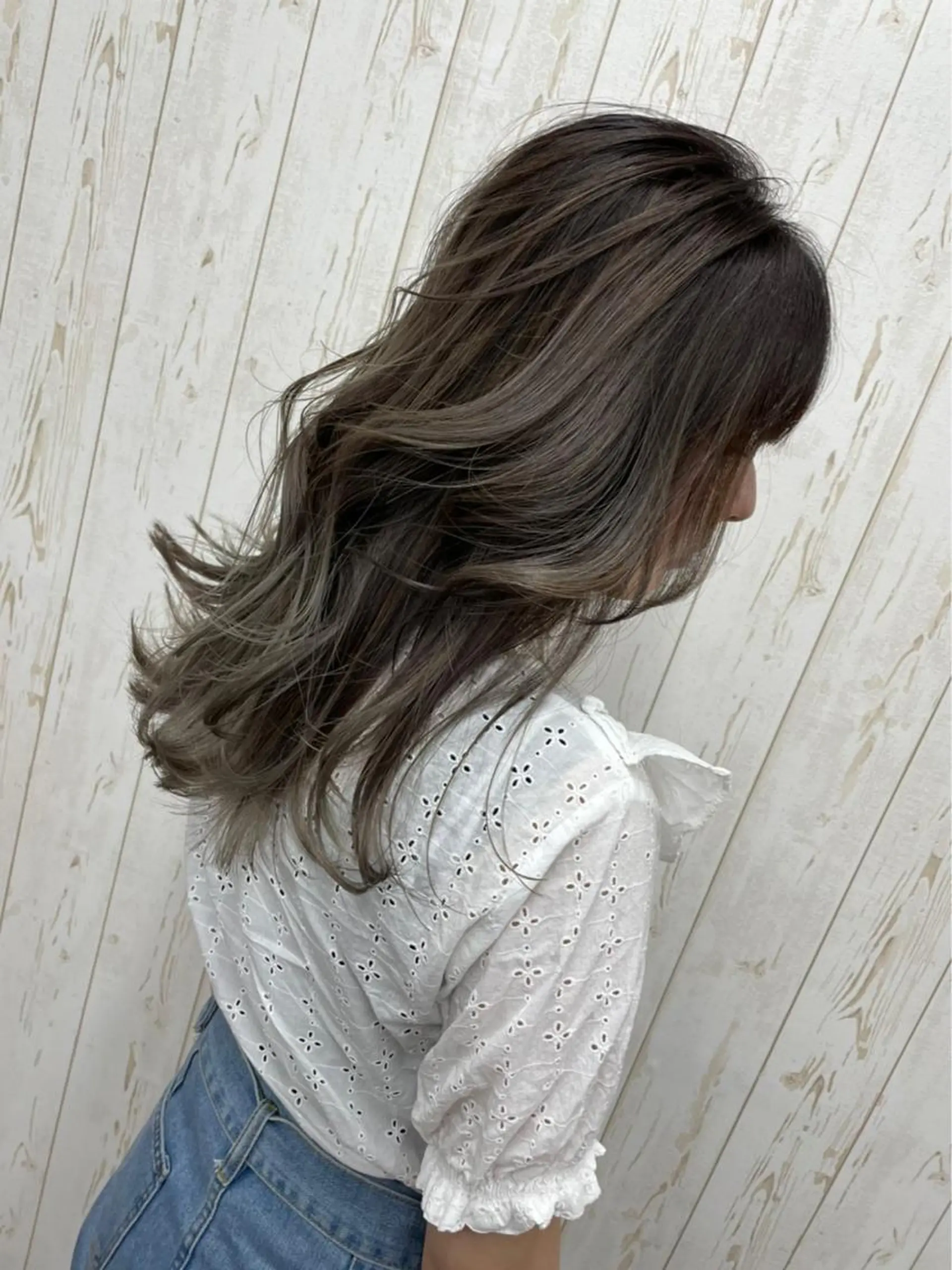 ロング アッシュ アッシュグレー レイヤーカット NAO🌿似合わせ トレンドhairのヘアスタイル