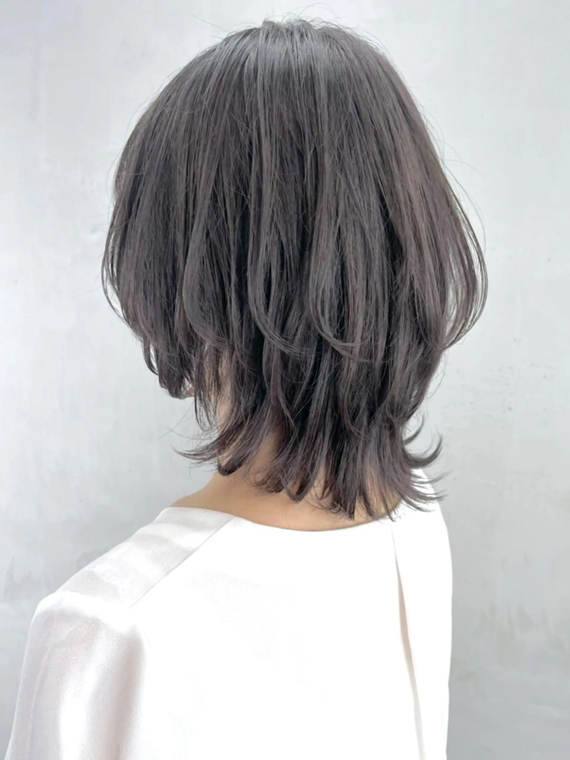 ミディアム カラー パーマ ヘアアレンジ ウルフカット ITbyALBUM 藤沢店のヘアスタイル