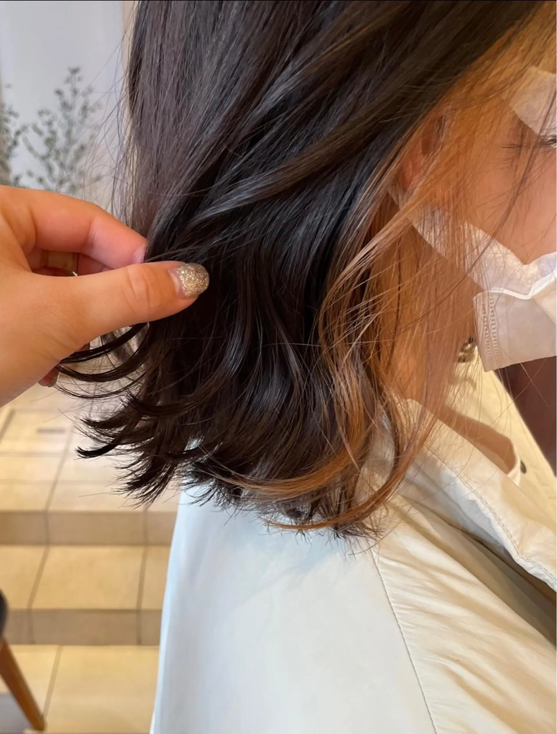 ミディアム 古賀 紅音のヘアスタイル