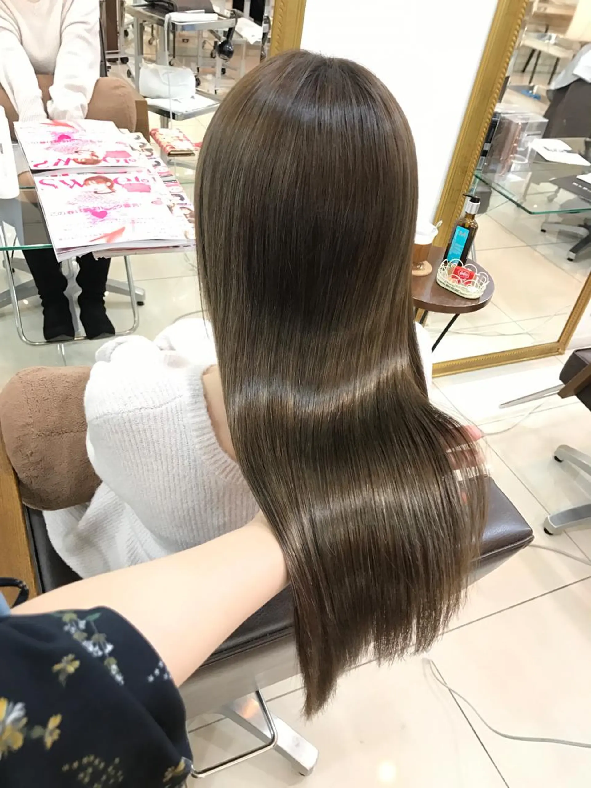 ロング カラー カット 縮毛矯正 トリートメント GOTODAYSHAiRESALON銀座キラリトギンザ店所属・ナチュラル艶髪 🌸内田彩香のヘアスタイル