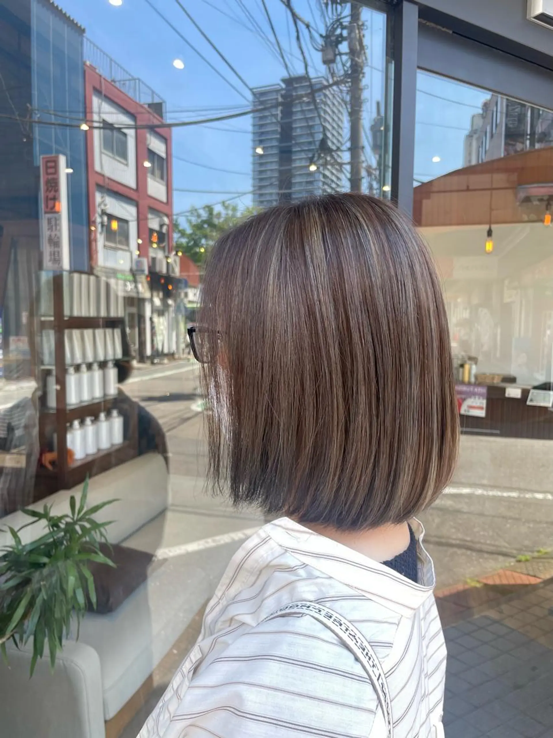 ミディアム カラー アッシュ ハイライトカラー ハイライト ヘアカラー いまじゅく あおいのヘアスタイル