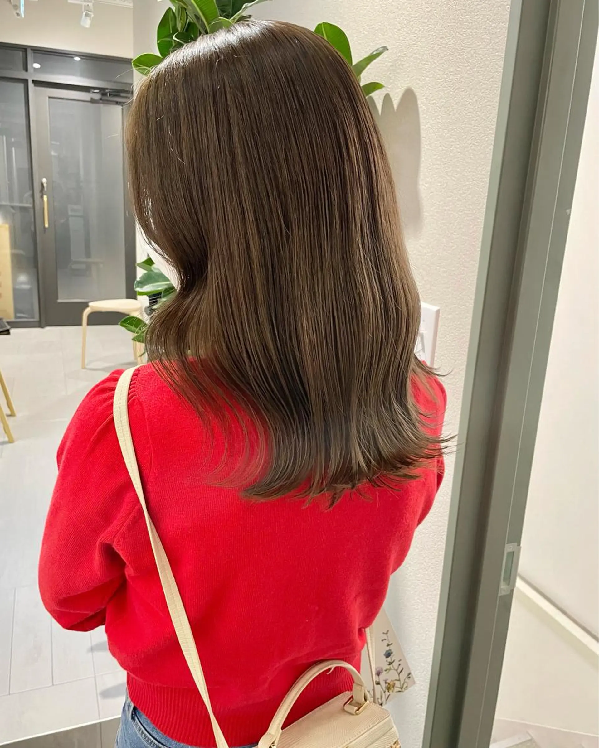 セミロング カット ヘアカラー 🌸インナーカラー 🌸藤井春華のヘアスタイル