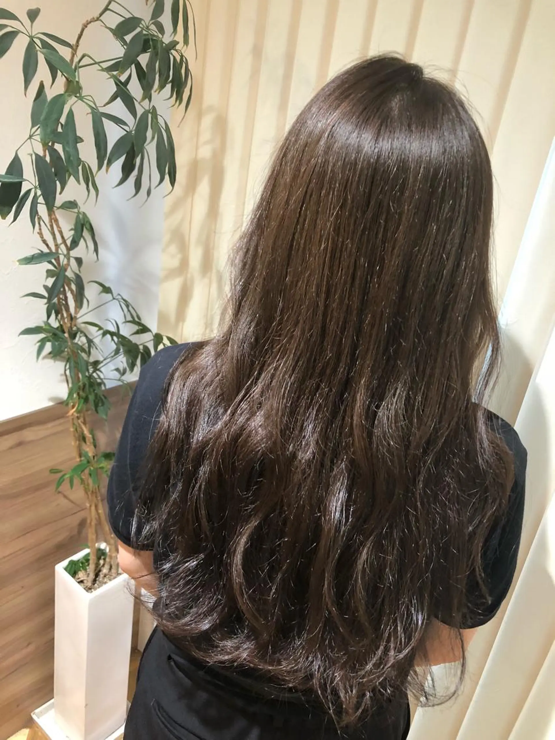 ロング カラー カット ヘアカラー トリートメント 韓国風デザイン 💐MIZUKI💐のヘアスタイル