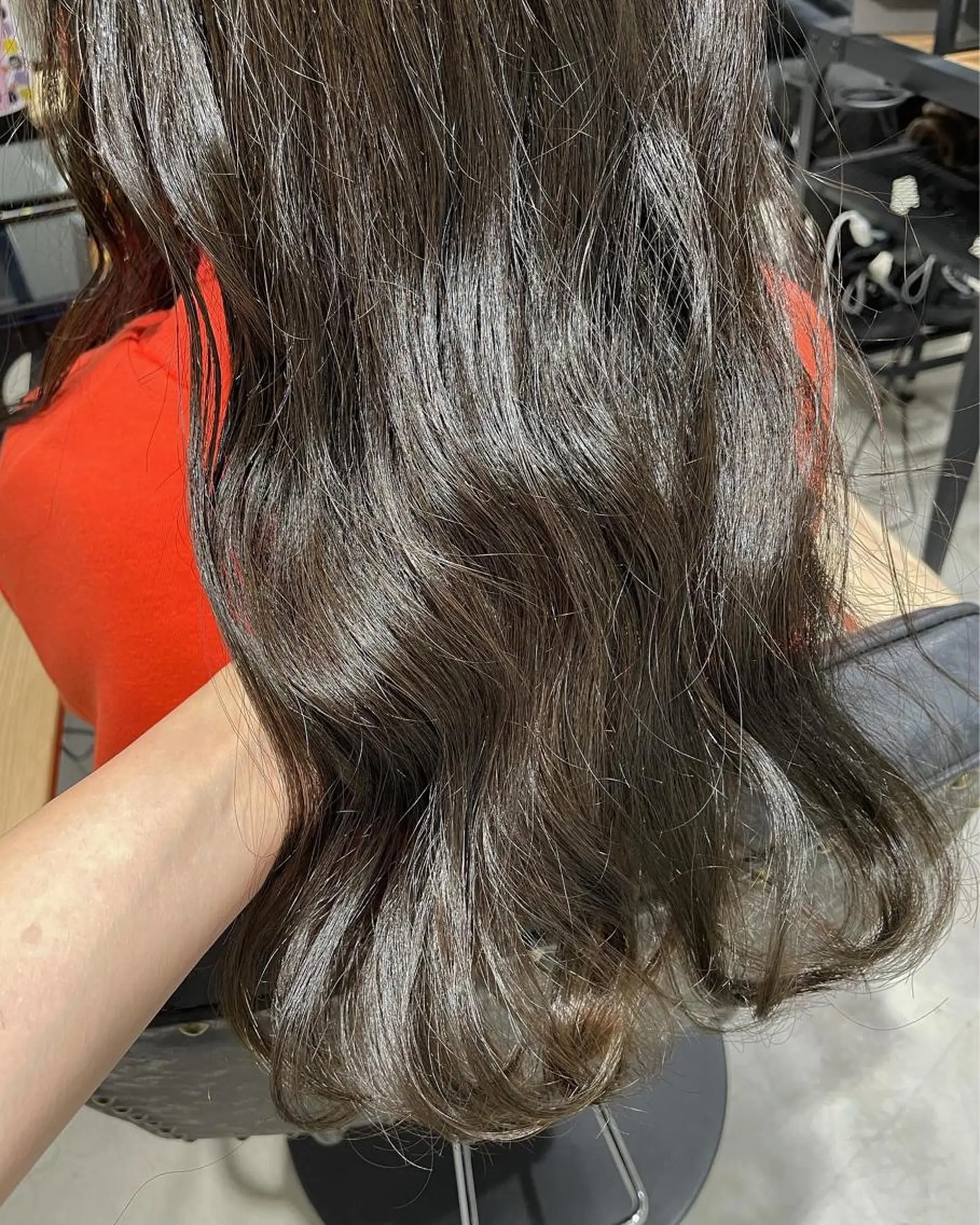 セミロング 暖色カラー🍊 ボブ🌿顔周りcutのヘアスタイル