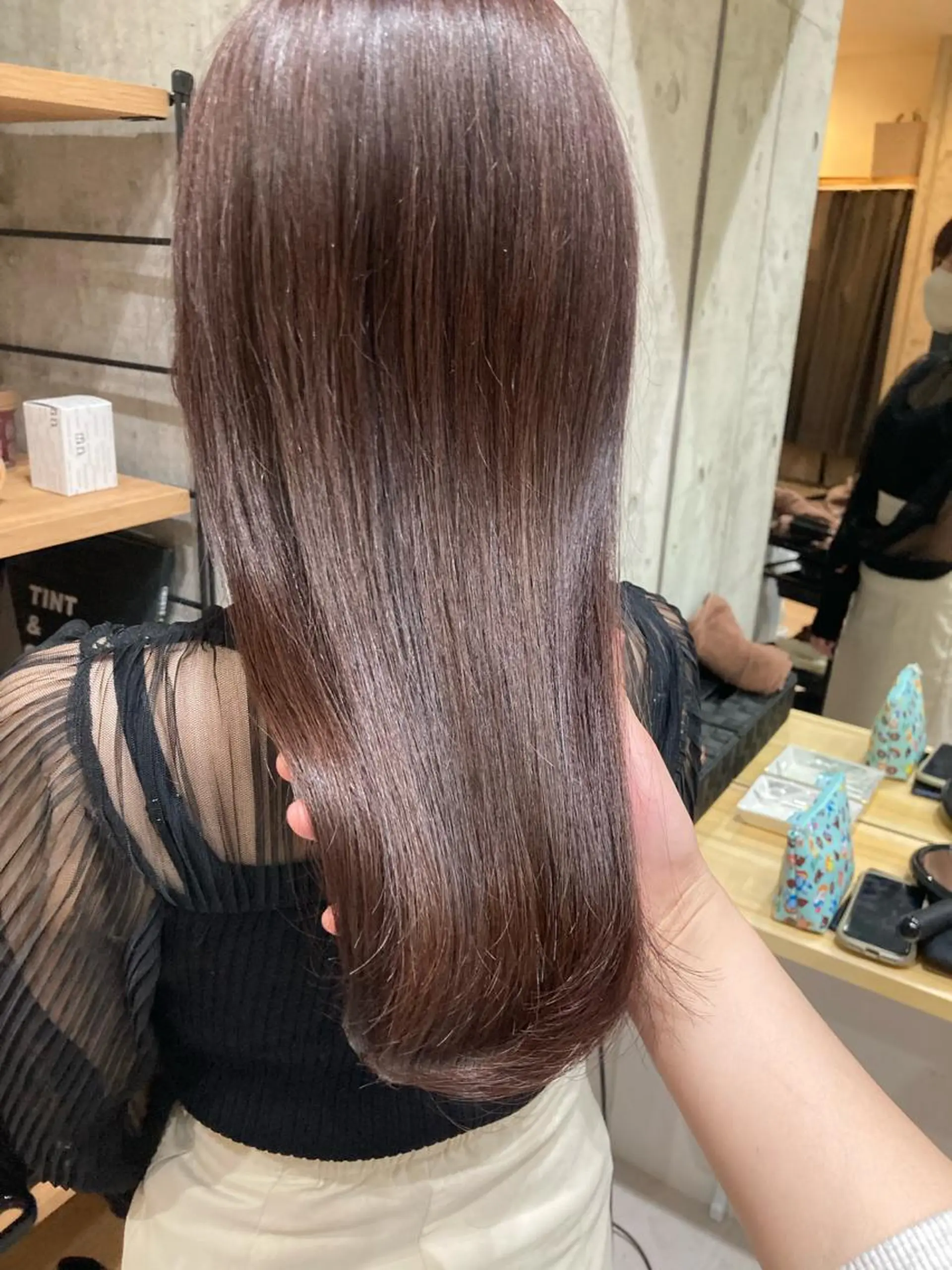 セミロング カット ヘアカラー トリートメント ✨色持ちの良い艶 カラー✨蟹江真世のヘアスタイル